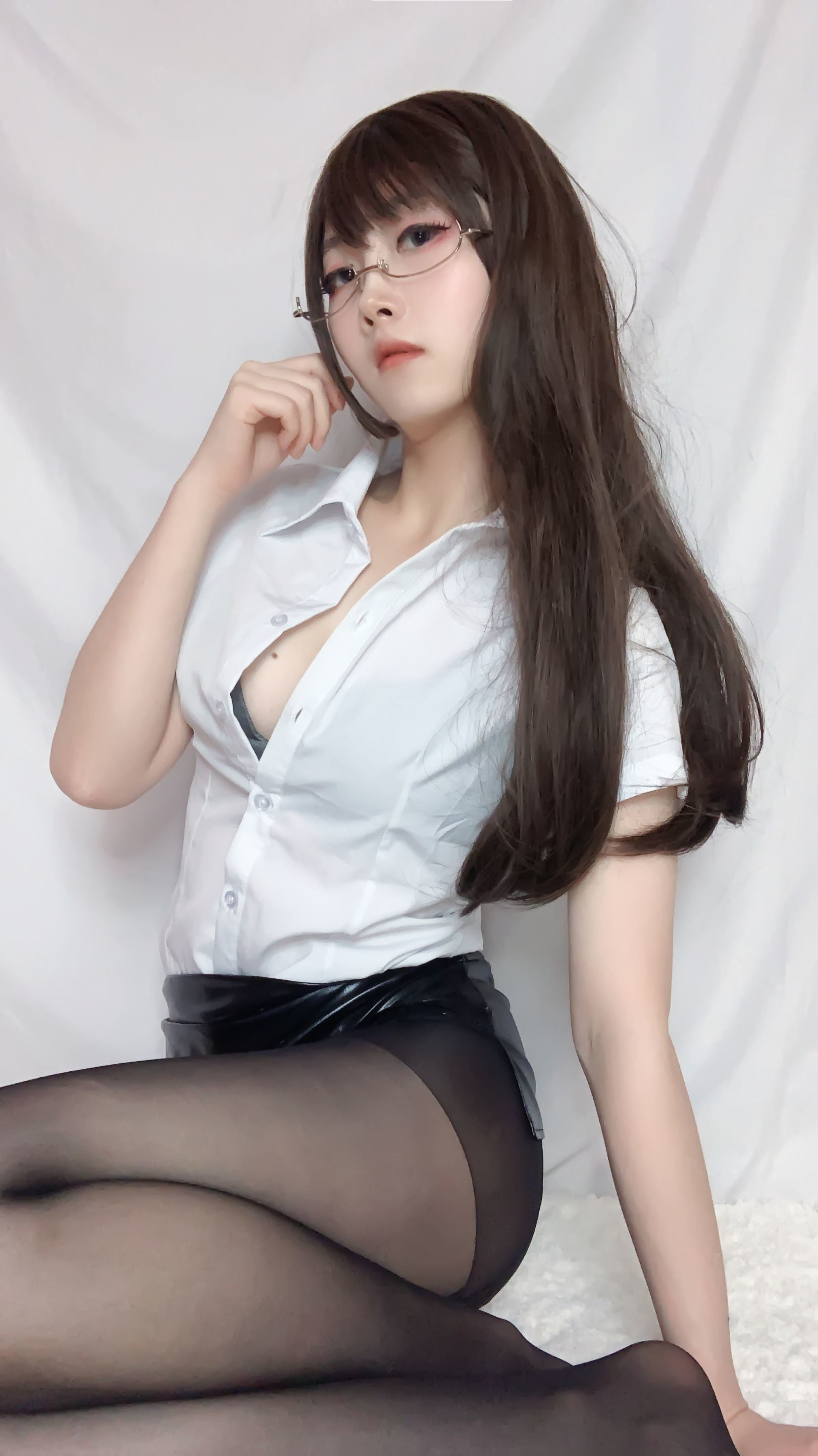 Ảnh Coser Ngôi sao mạng] Bạch Lộ rất trắng - Lớp học OL