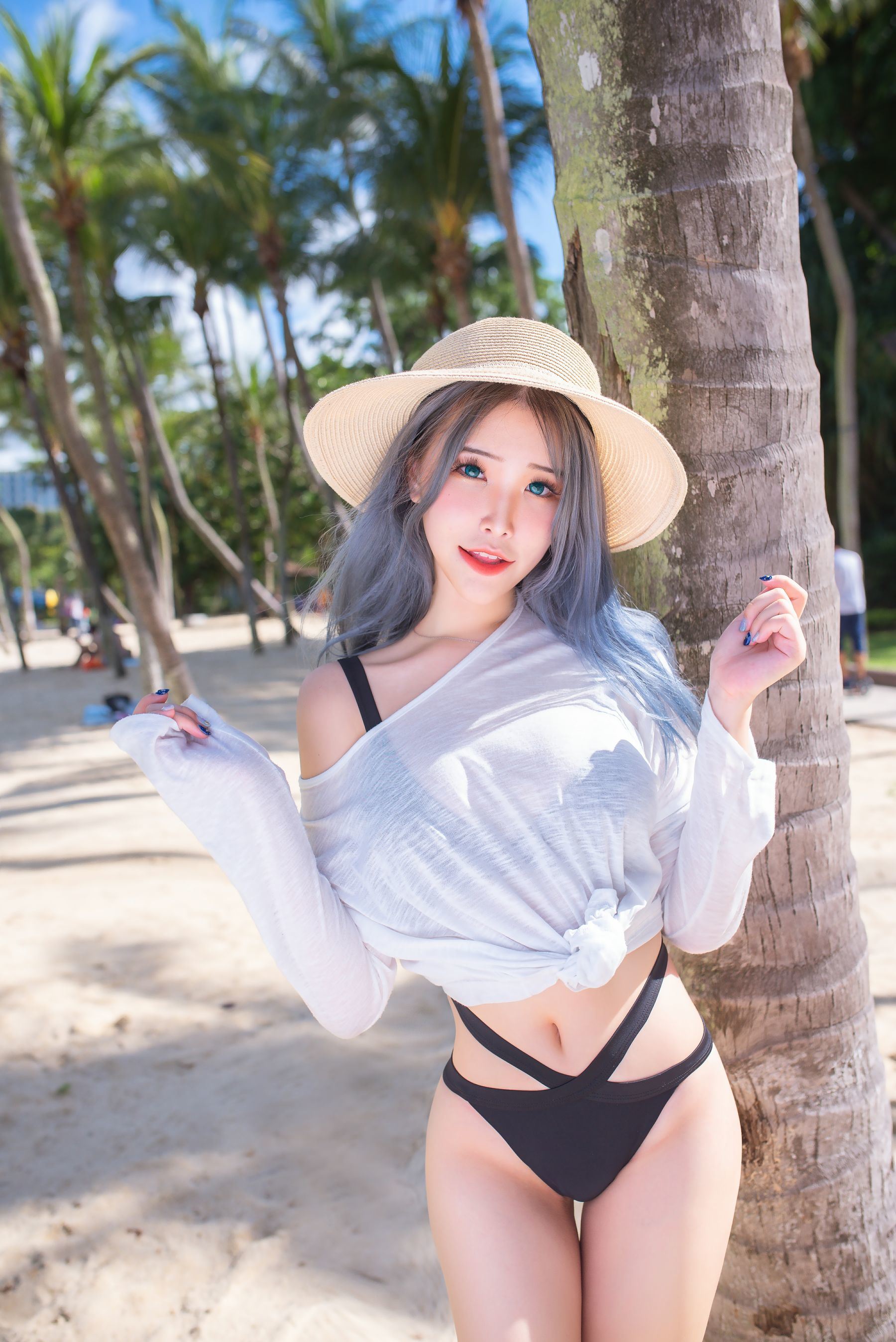 ネット有名人コスプレイヤー写真] 花リリ(プラント リリー) - ビーチ リリー