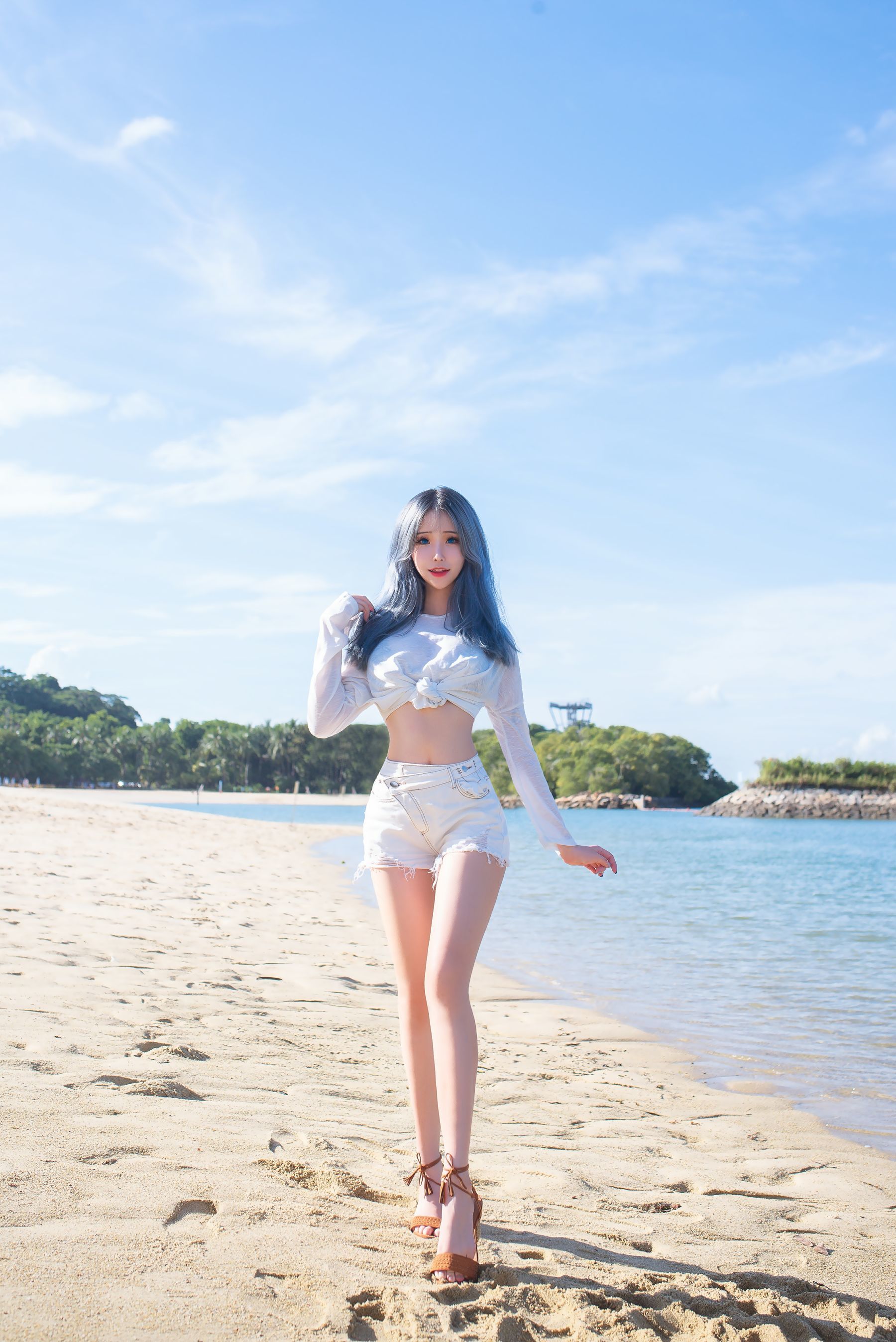ネット有名人コスプレイヤー写真] 花リリ(プラント リリー) - ビーチ リリー