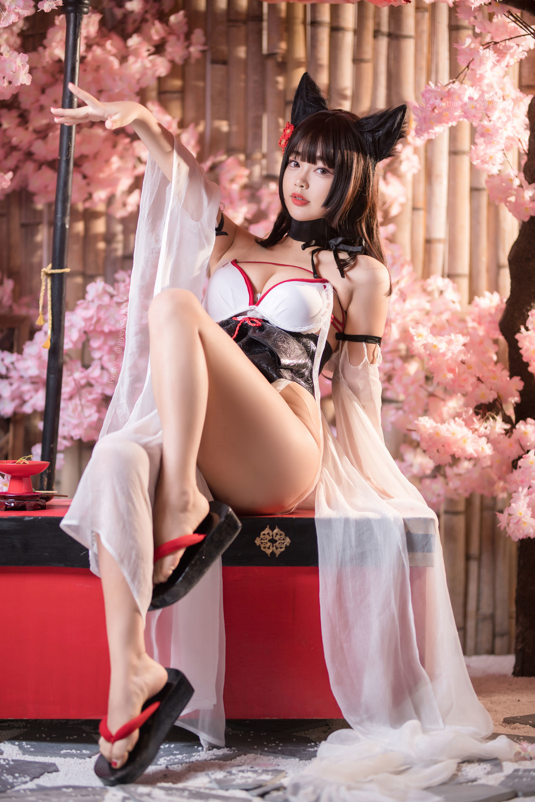 Ảnh chụp Coser nổi tiếng] Hệ moe - Cô chị - Bạch Dạ - Áo tắm ướt thân