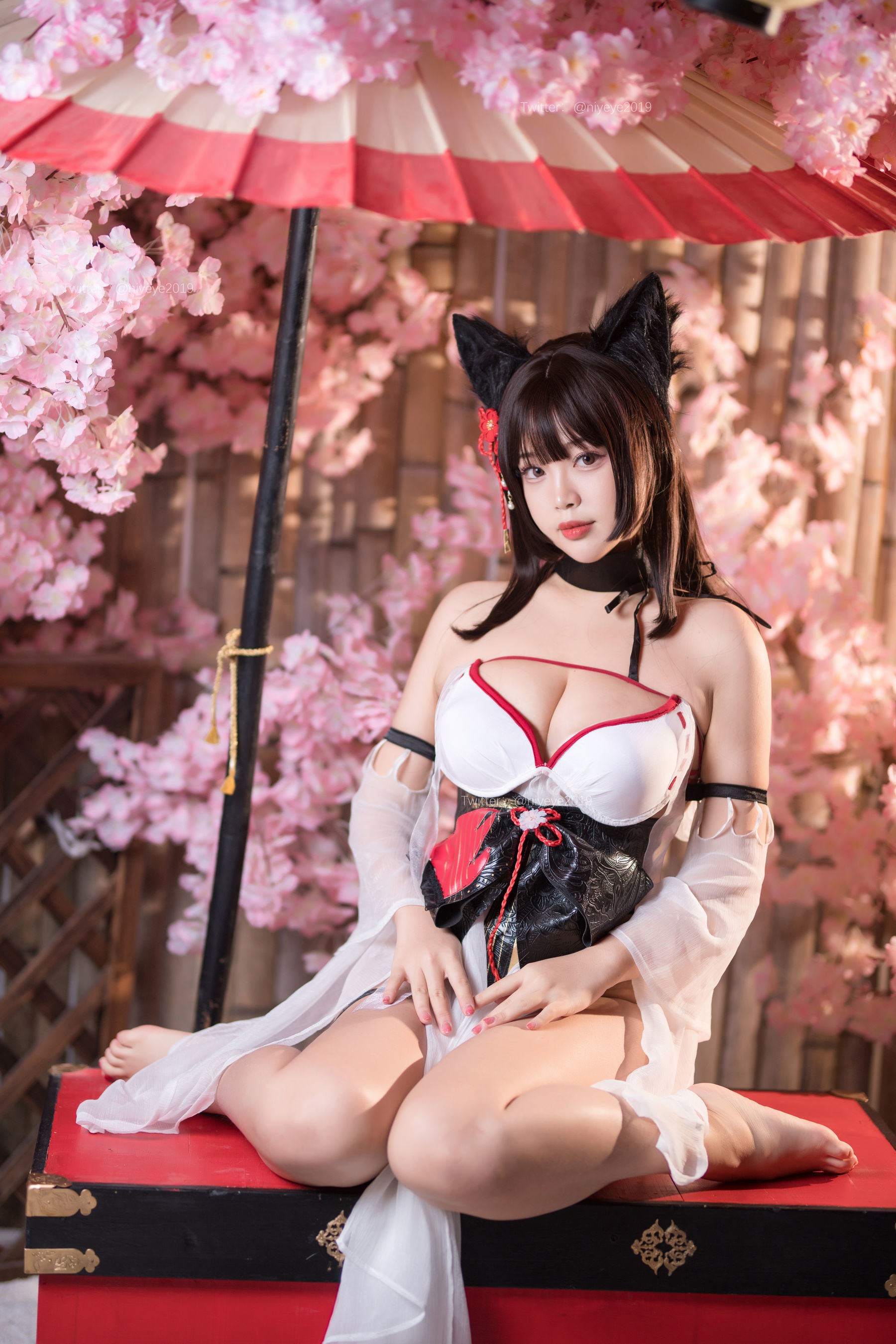 Internet Celebrity Coser Photobook] Cute Style Miss - Bai Ye - Wet Body Swimsuit