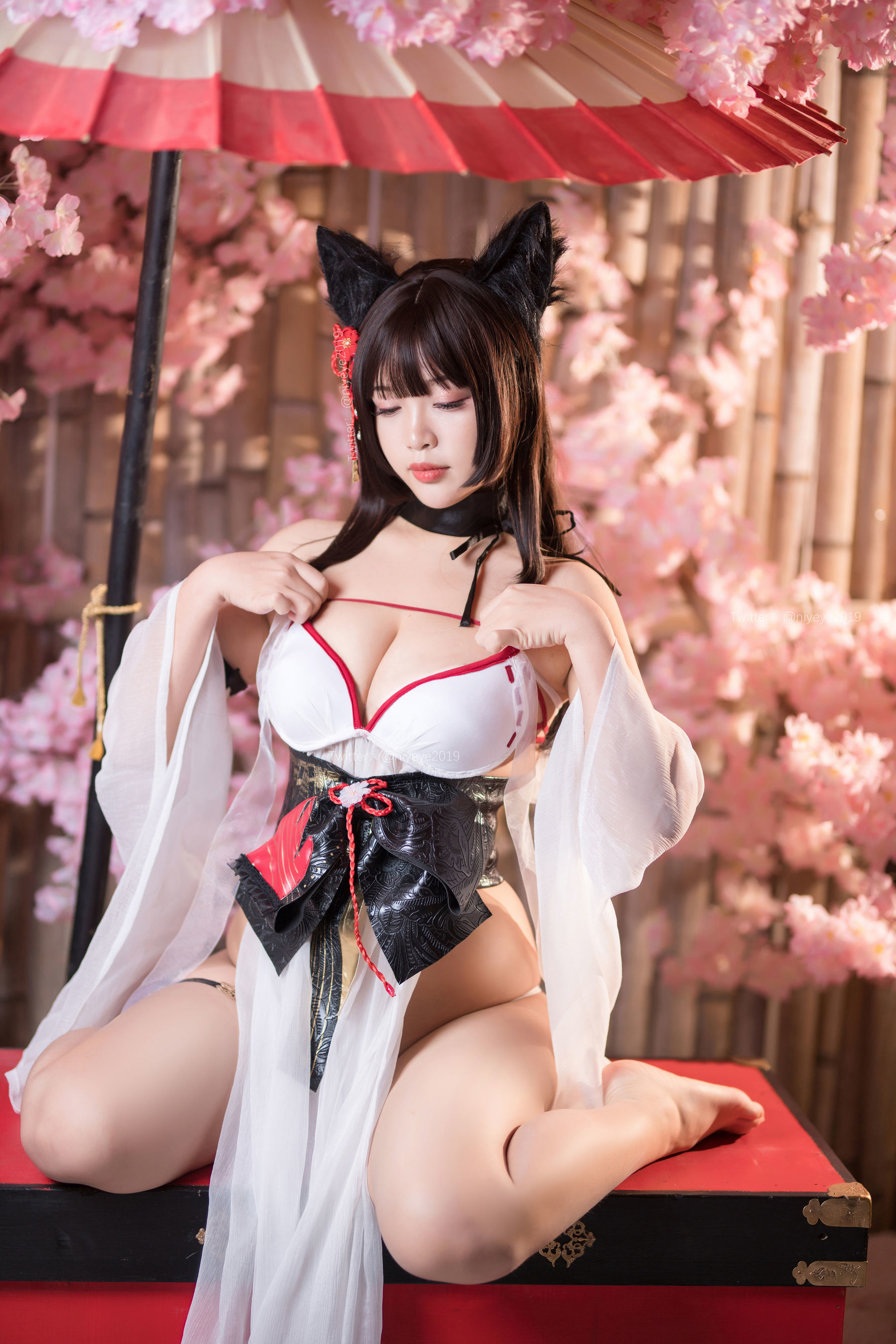Internet Celebrity Coser Photobook] Cute Style Miss - Bai Ye - Wet Body Swimsuit