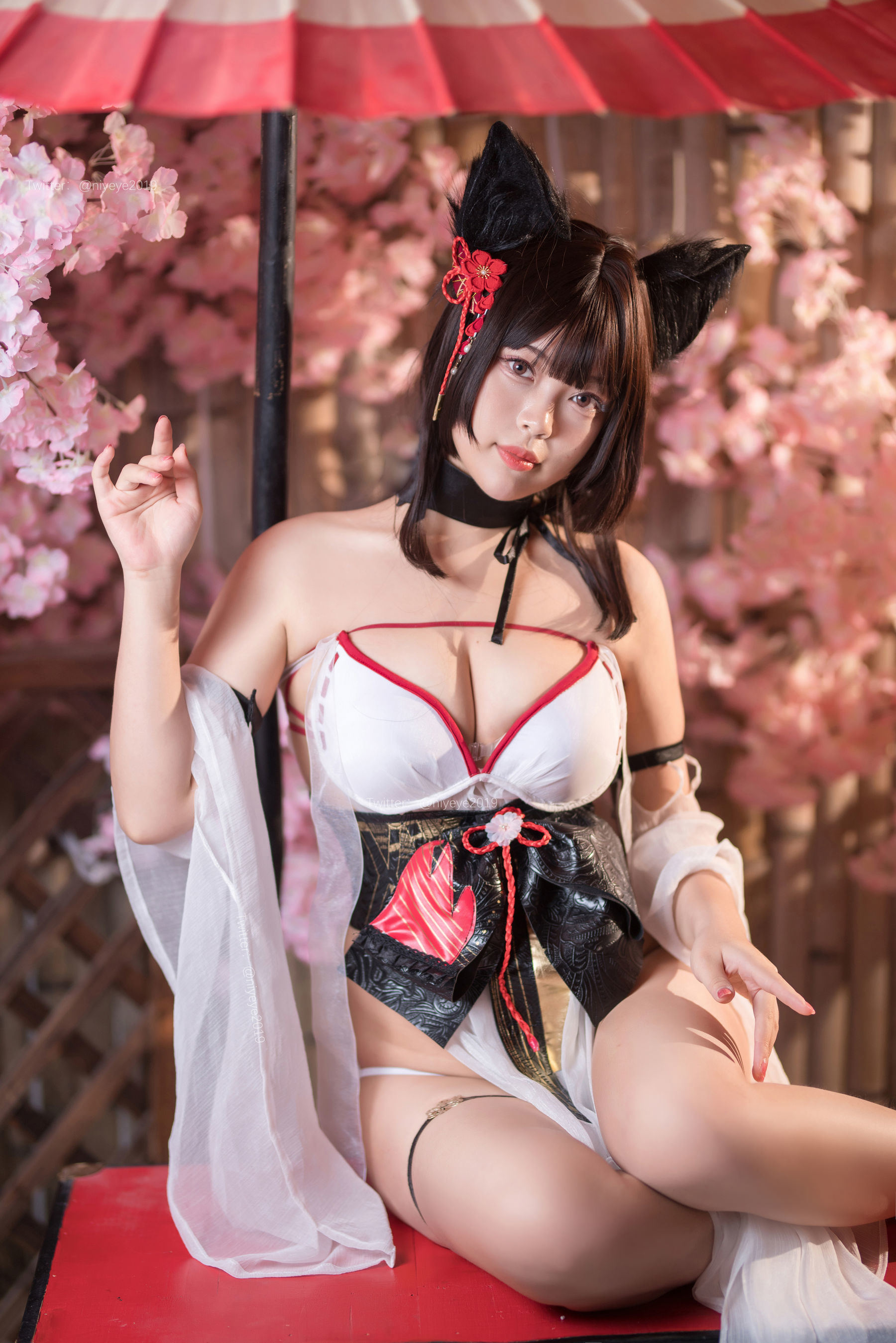 Internet Celebrity Coser Photobook] Cute Style Miss - Bai Ye - Wet Body Swimsuit