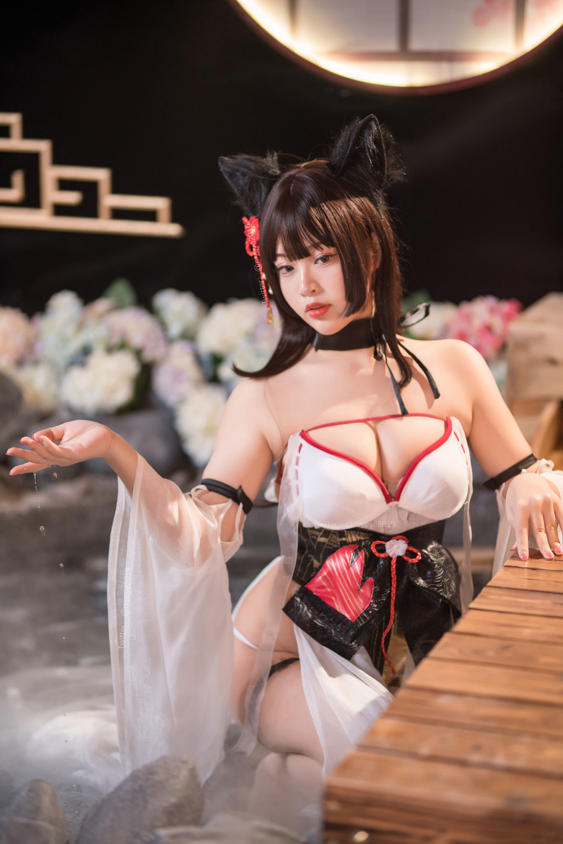 ネット紅人COSER写真] 萌え系お嬢さん-白烨- - 濡れボディ水着