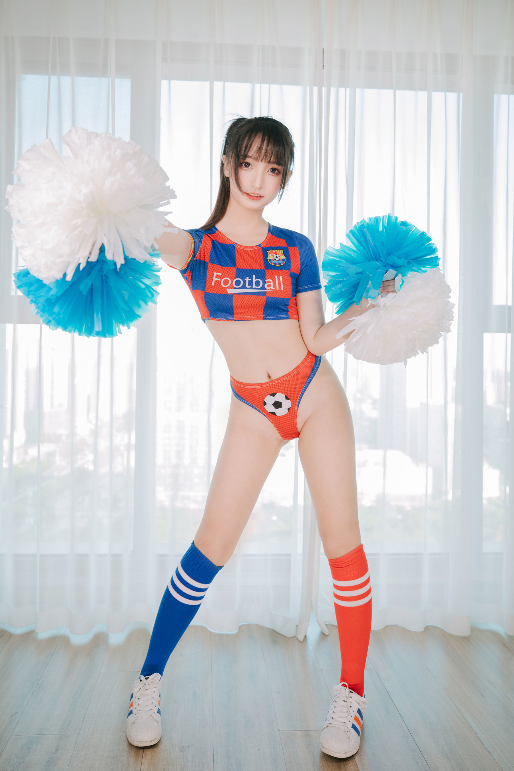 ネットコスプレイヤー写真集] ロリィ神楽バンマフユのチアガール少女