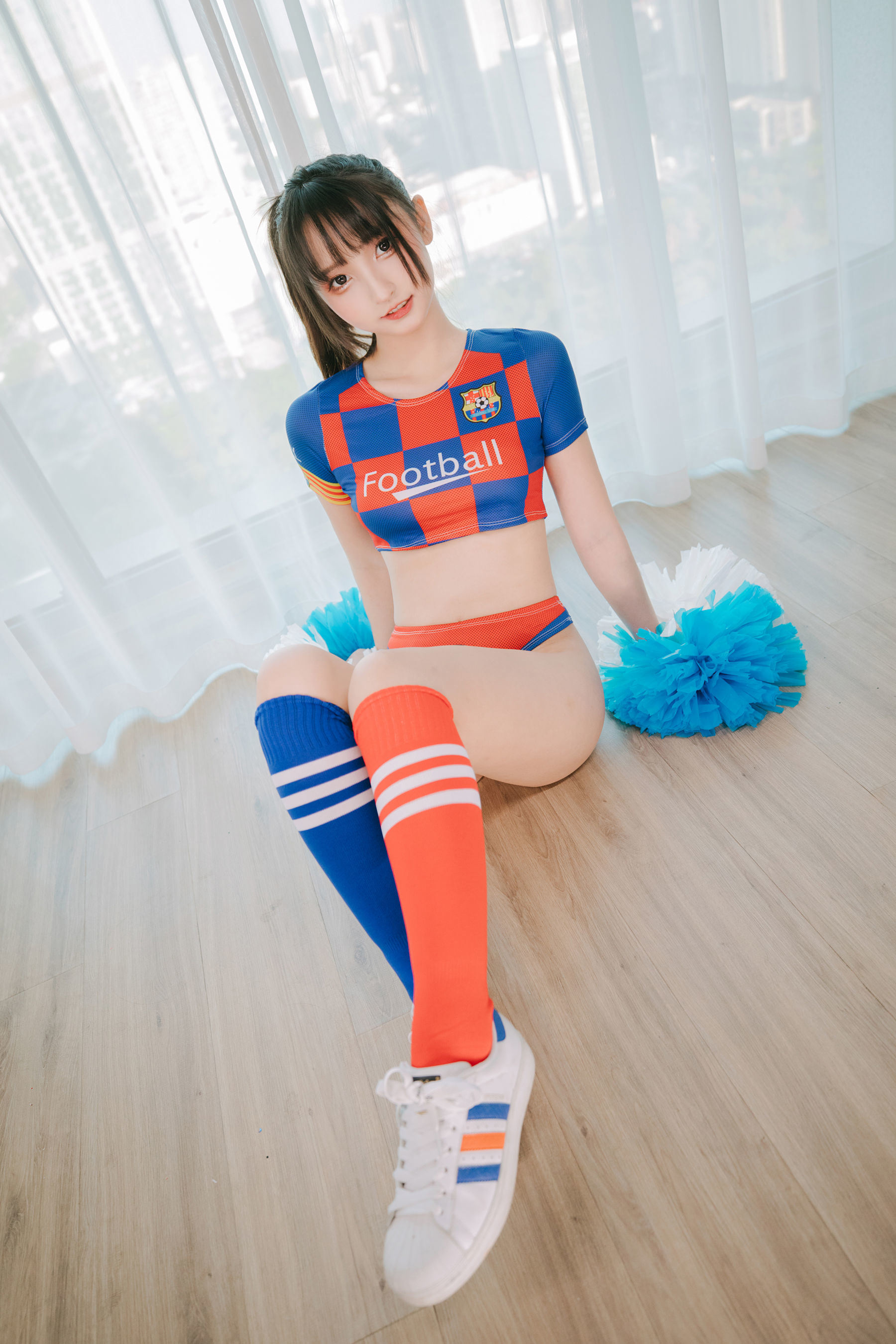 ネットコスプレイヤー写真集] ロリィ神楽バンマフユのチアガール少女