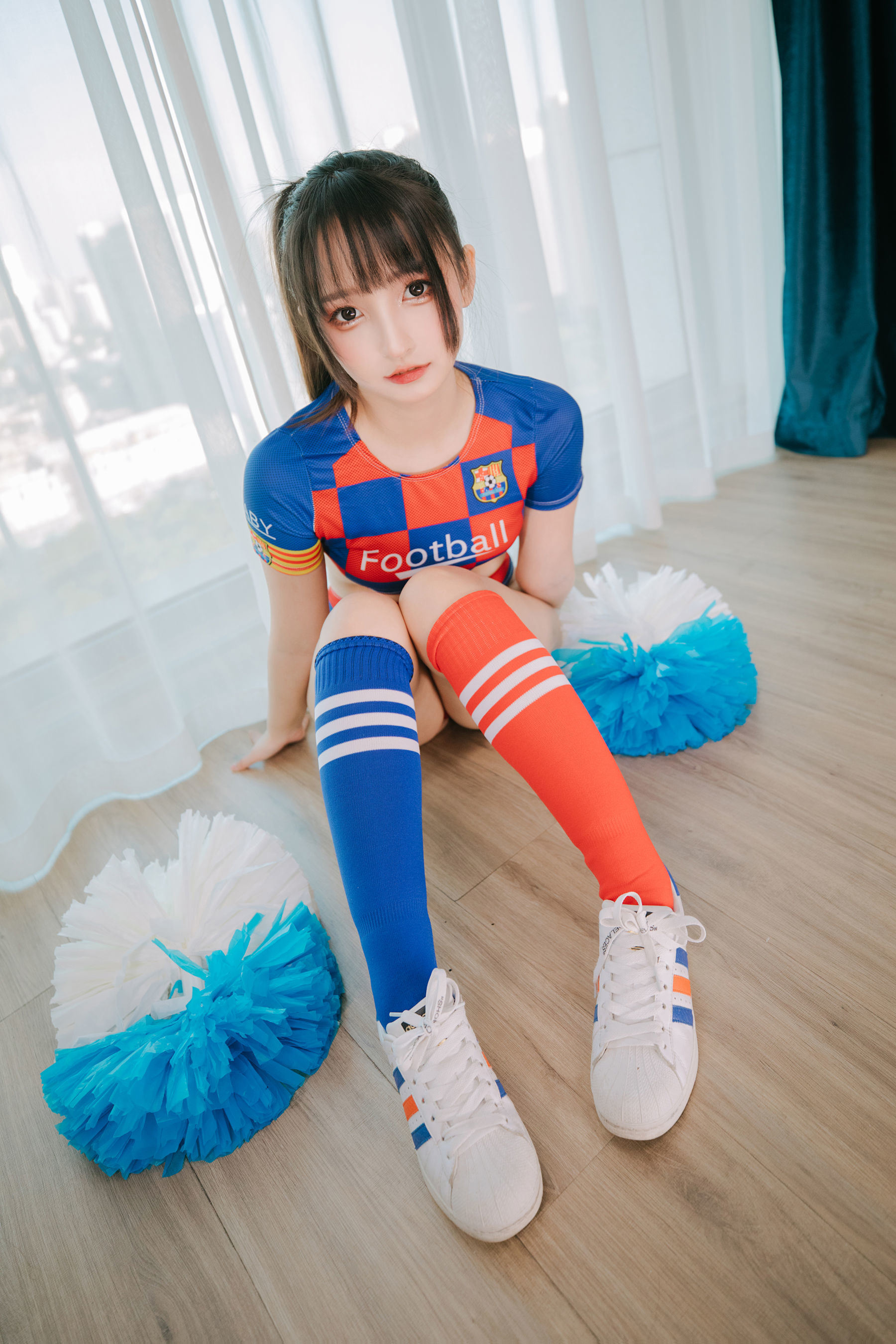 ネットコスプレイヤー写真集] ロリィ神楽バンマフユのチアガール少女