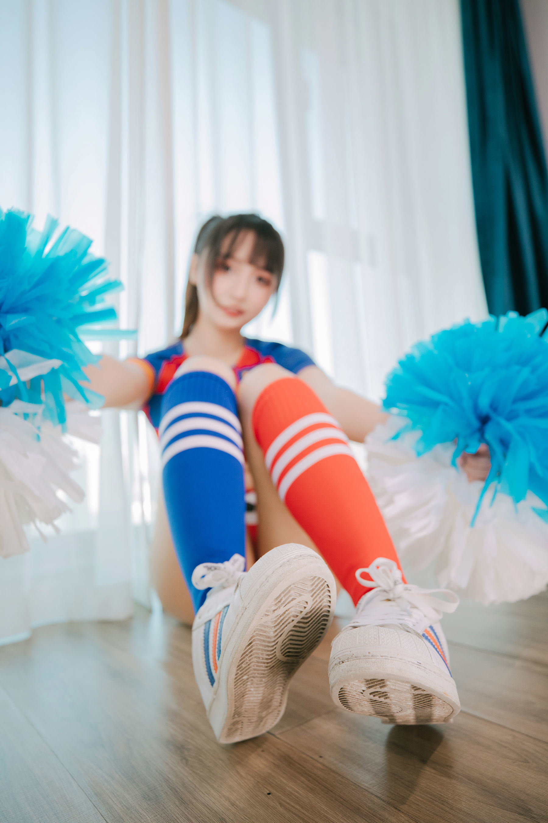 ネットコスプレイヤー写真集] ロリィ神楽バンマフユのチアガール少女