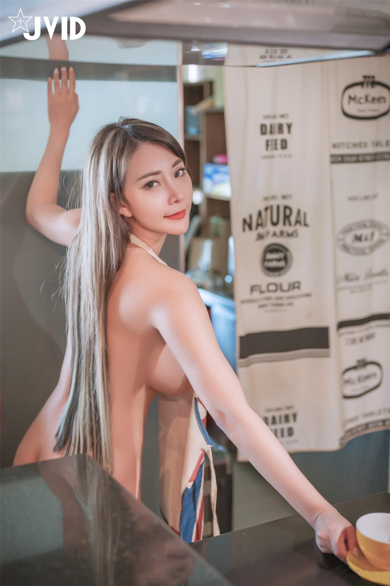 [JVID] Lele - Lonely Traveler Cafe [158P]