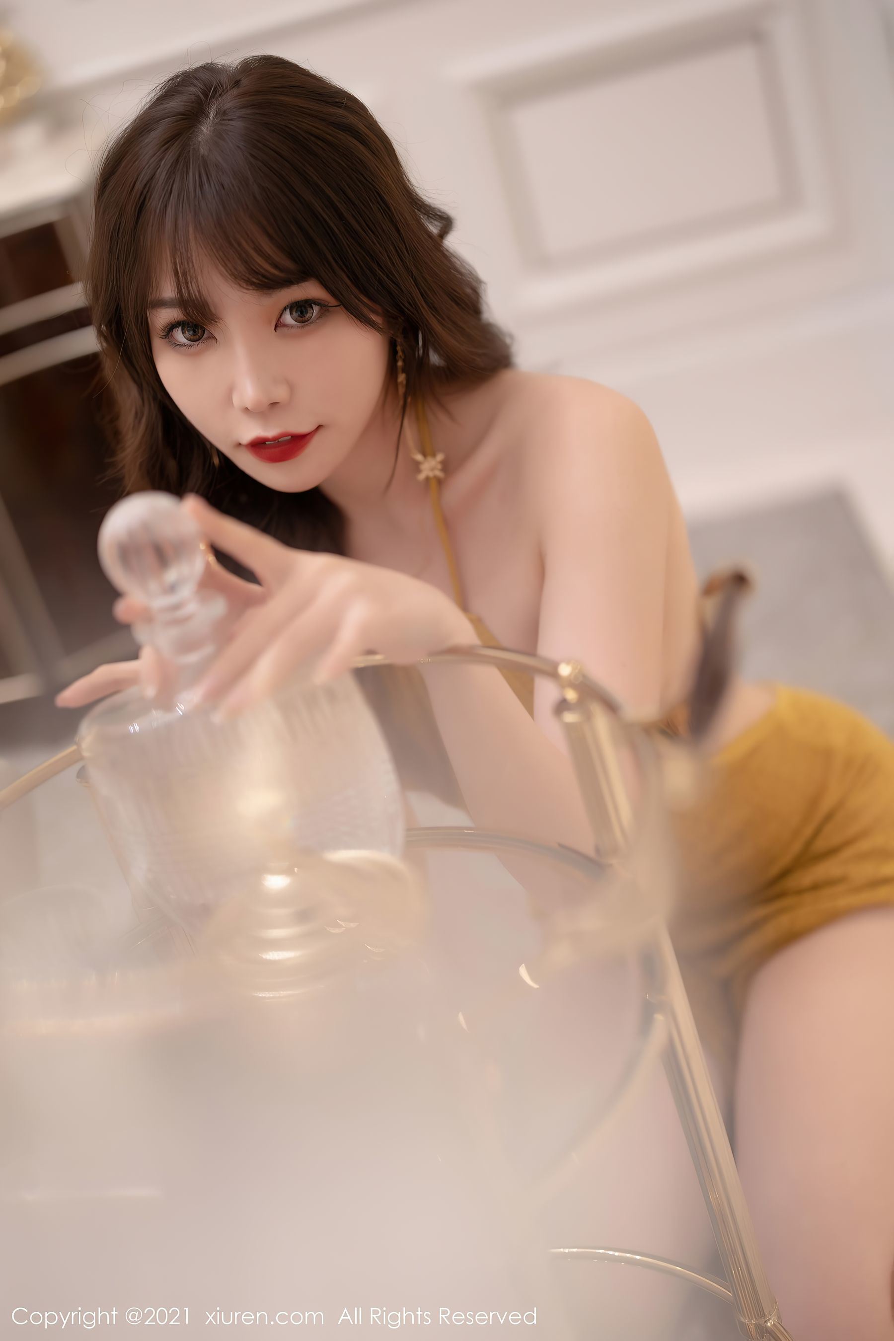 XiuRen] Số 3968 Chí Chí Booty