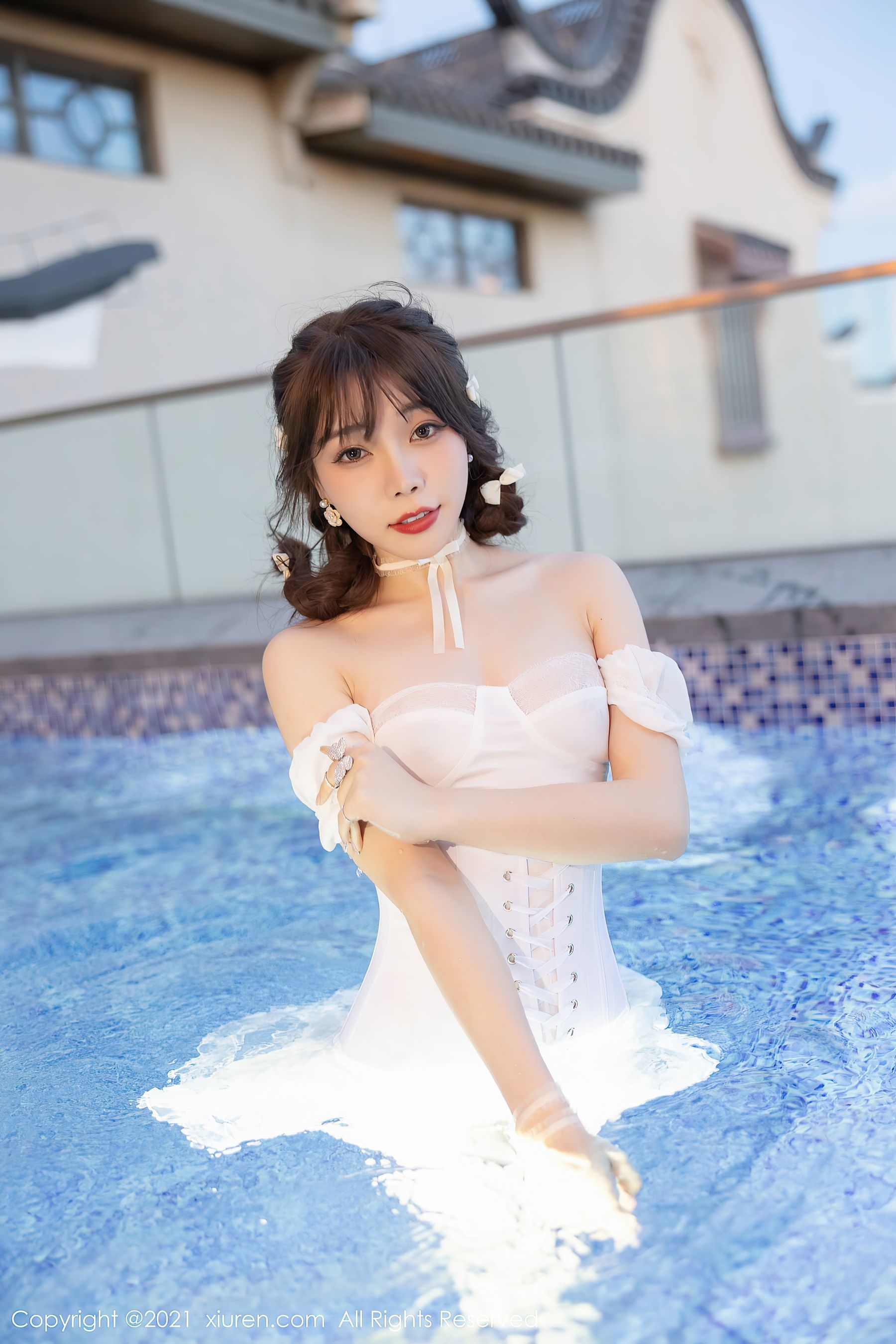 XiuRen] No.3998 ZhiZhi Booty