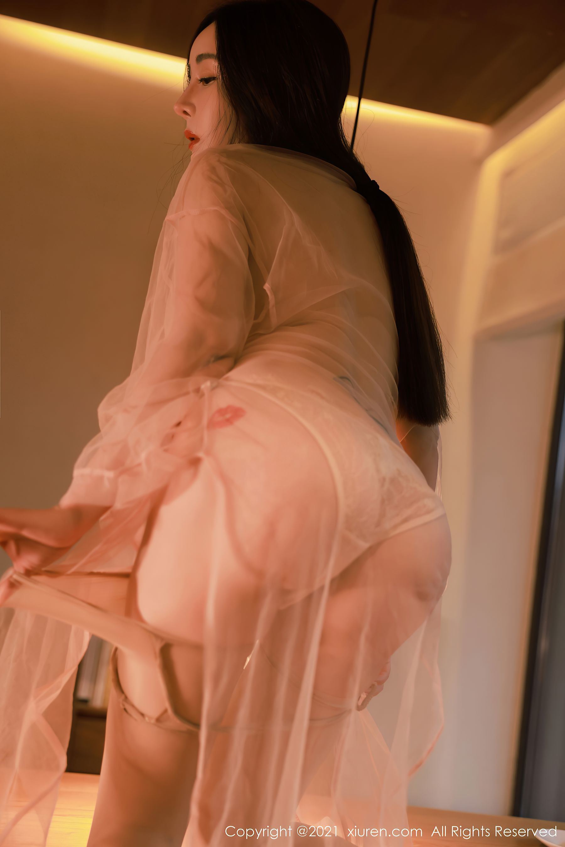 XiuRen] Số 4002 Yun Er