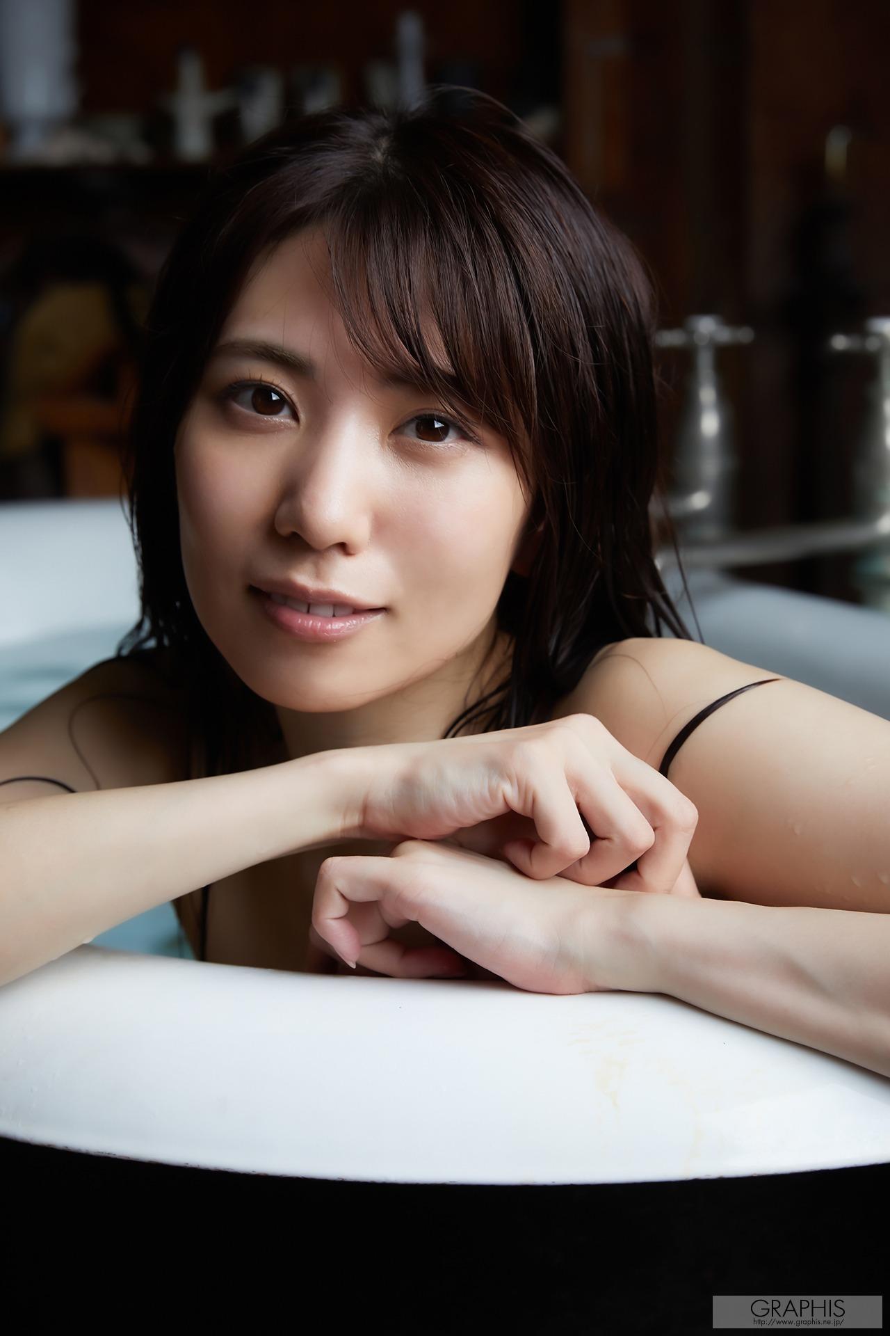 กราฟิส] แก๊ลส์ – ไอคะ ยามากิชิ รีเฟลคชั่น [121P
