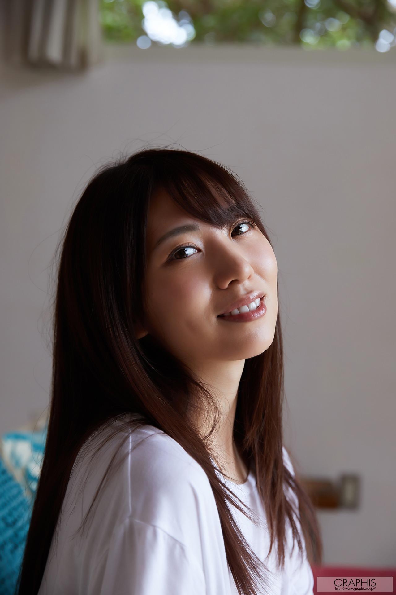[Graphis] Gals – Aika Yamagishi 山岸逢花 Reflection [121P]