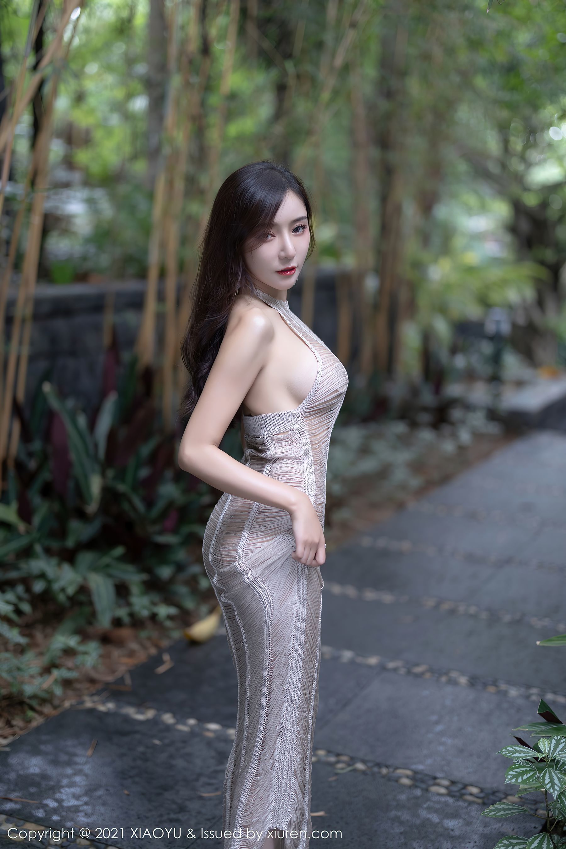 XIAOYU Vol.617 王馨瑤Yanni 優雅長裙女神寫真