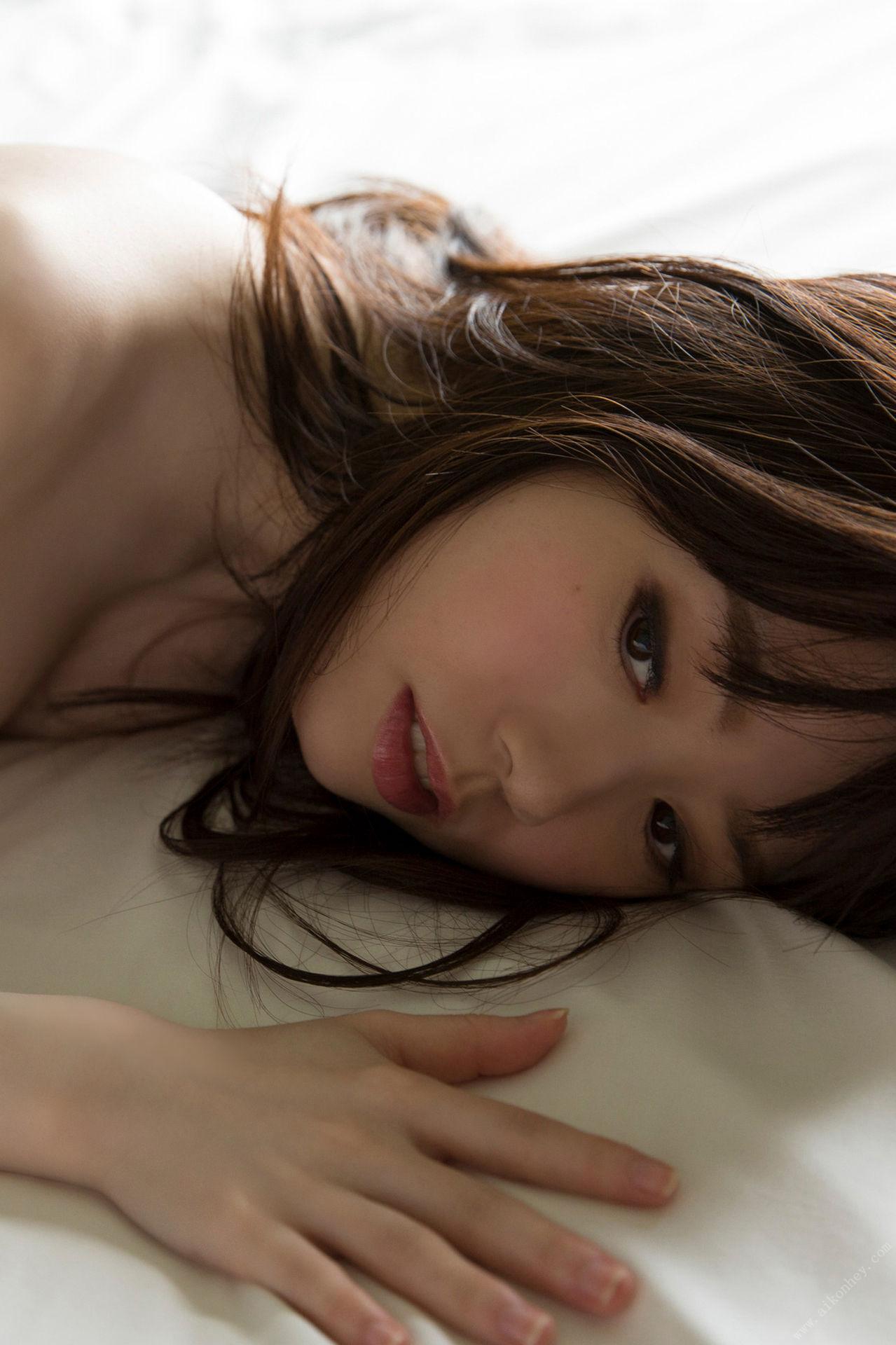 FRIDAYデジタル寫真集プレミアム 水卜さくら「絶世のクビレＢＯＤＹ」83P