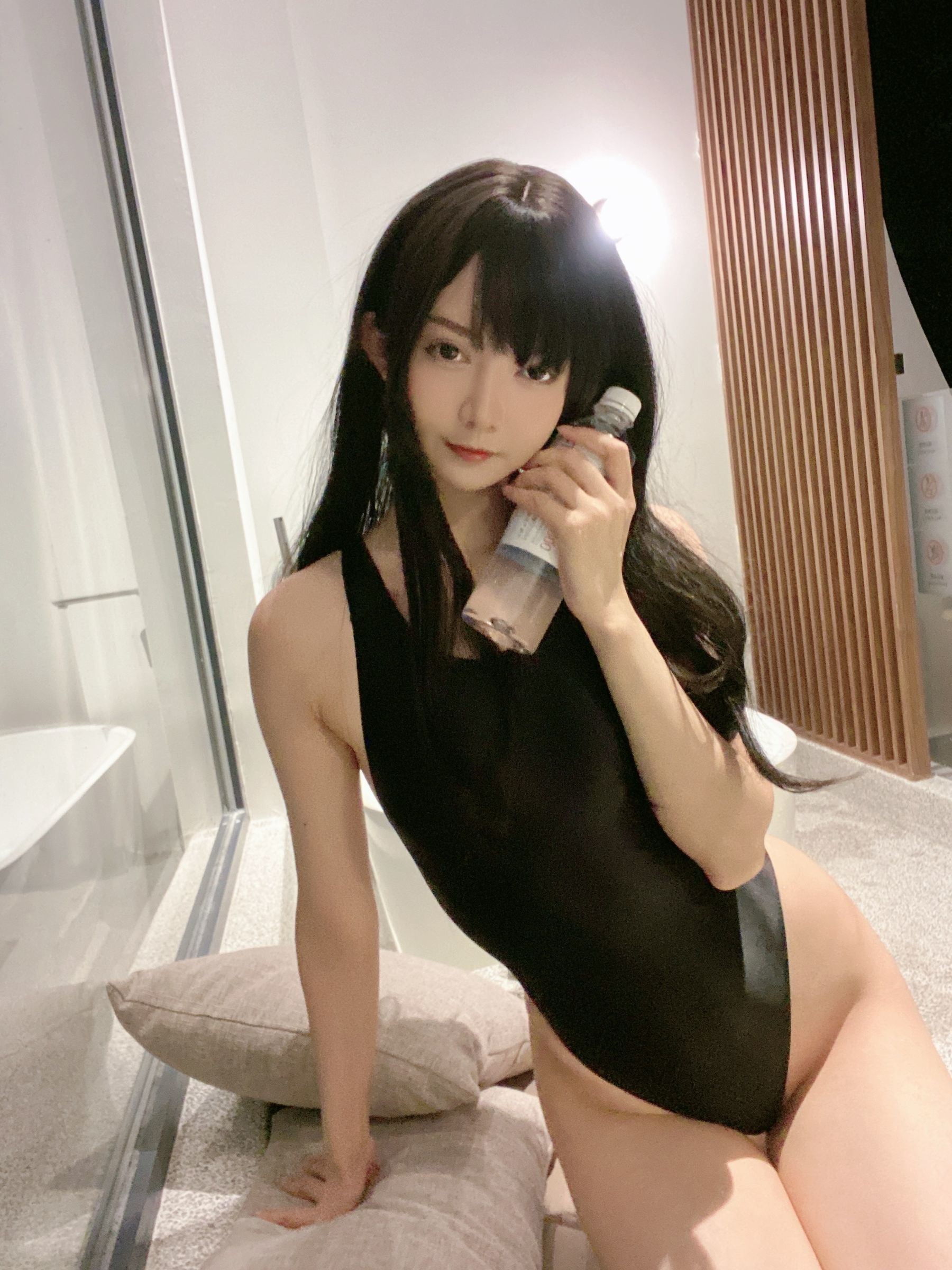 Welfare COS] 51 Jiang - Black and Red Swimsuit