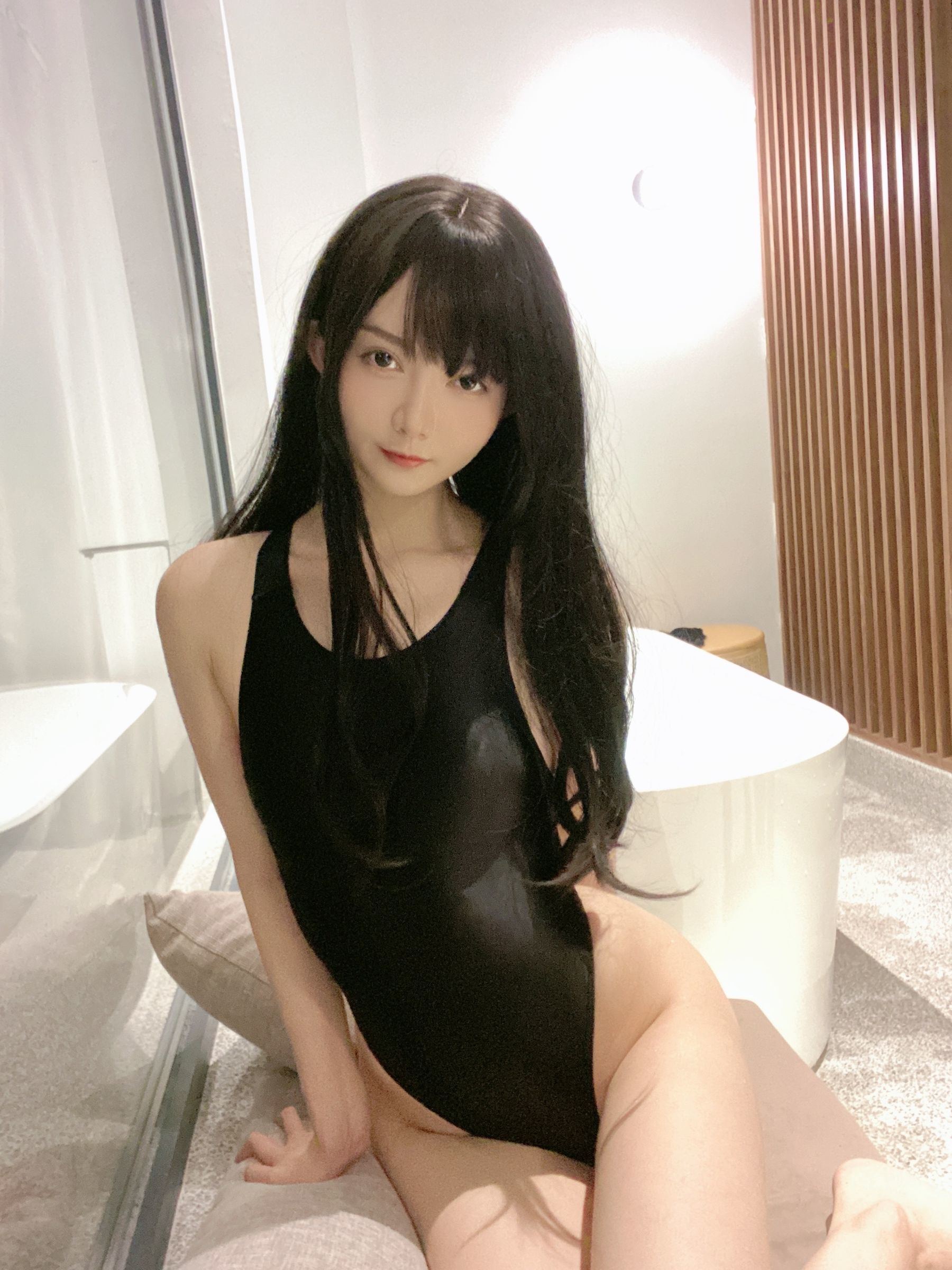 Welfare COS] 51 Jiang - Black and Red Swimsuit