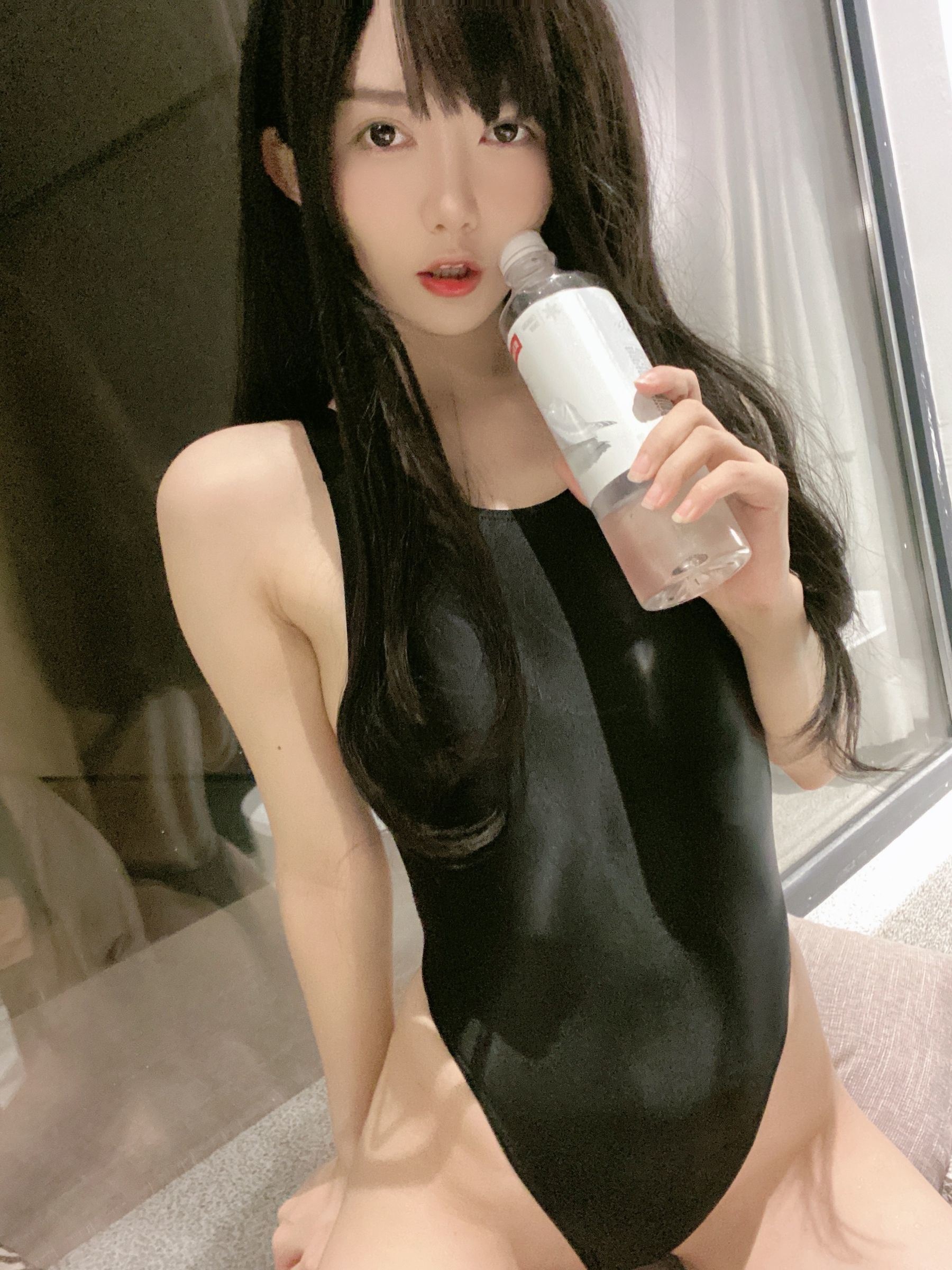 Welfare COS] 51 Jiang - Black and Red Swimsuit