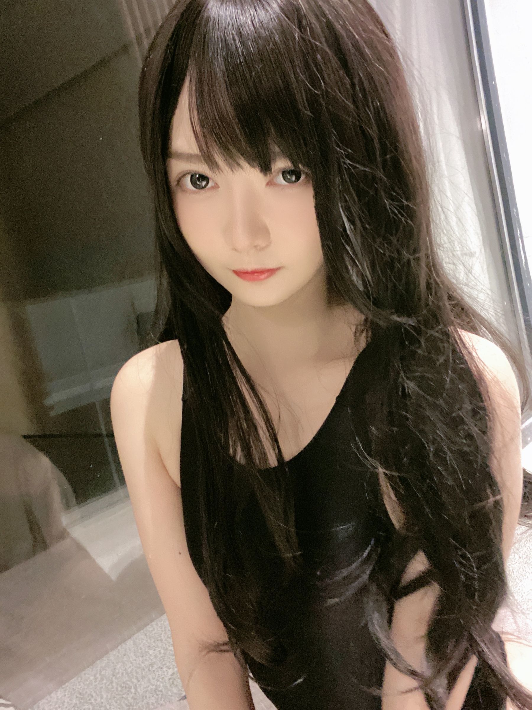 Welfare COS] 51 Jiang - Black and Red Swimsuit