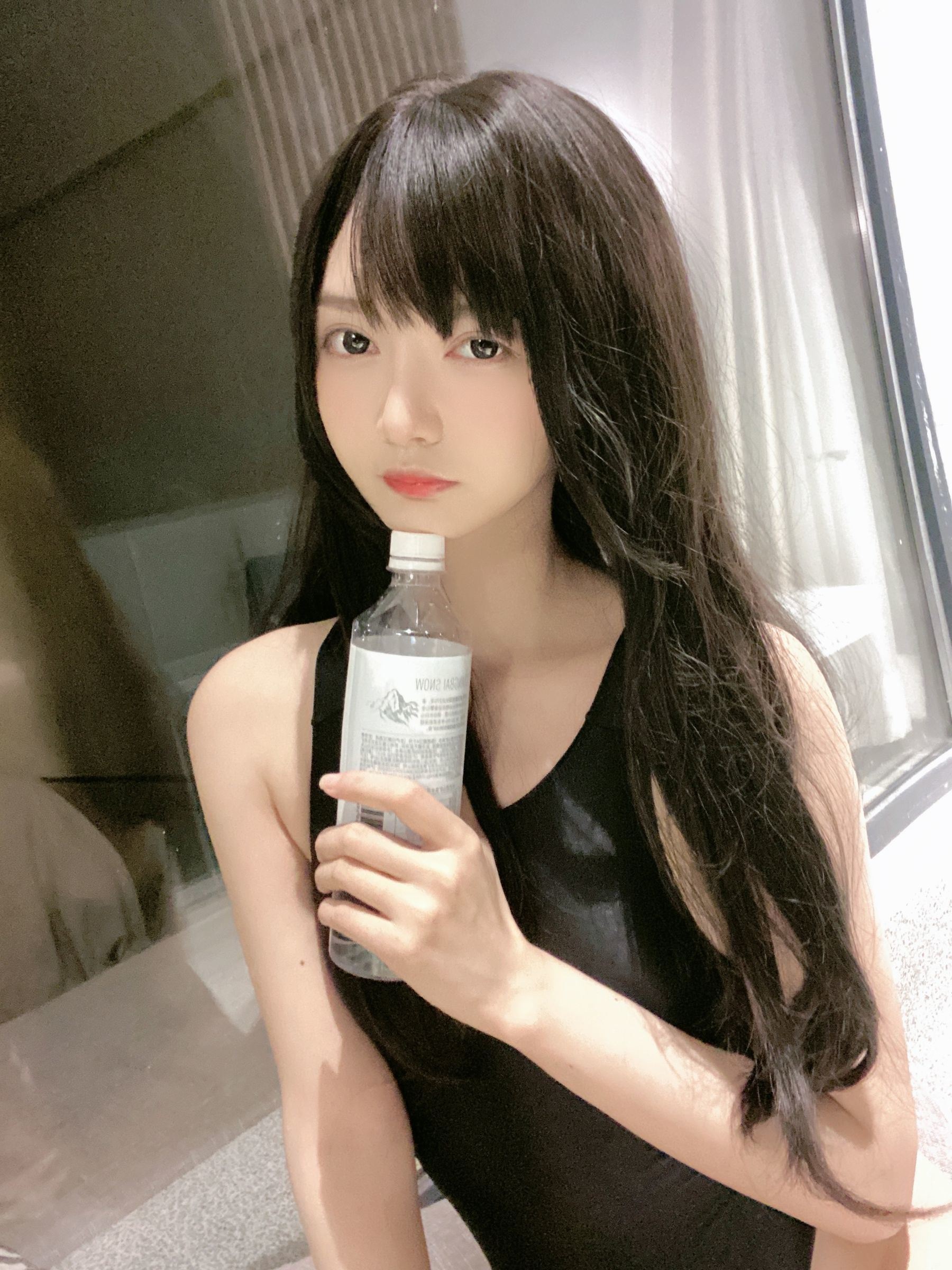 Welfare COS] 51 Jiang - Black and Red Swimsuit