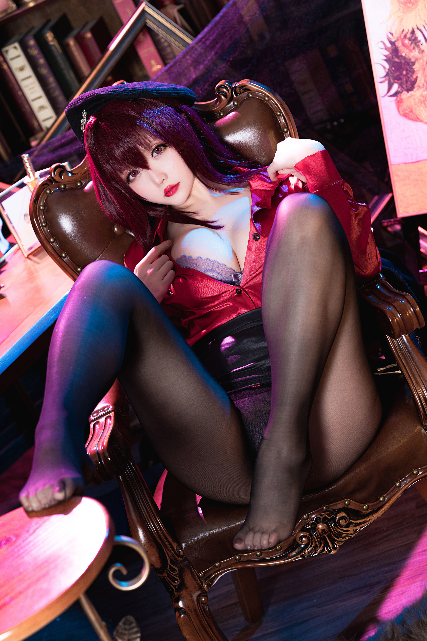 Phúc Lợi COS] Coser tiểu thư Sao Chi Trì Trì - Scáthach - Súng Chân Hồng Giáo