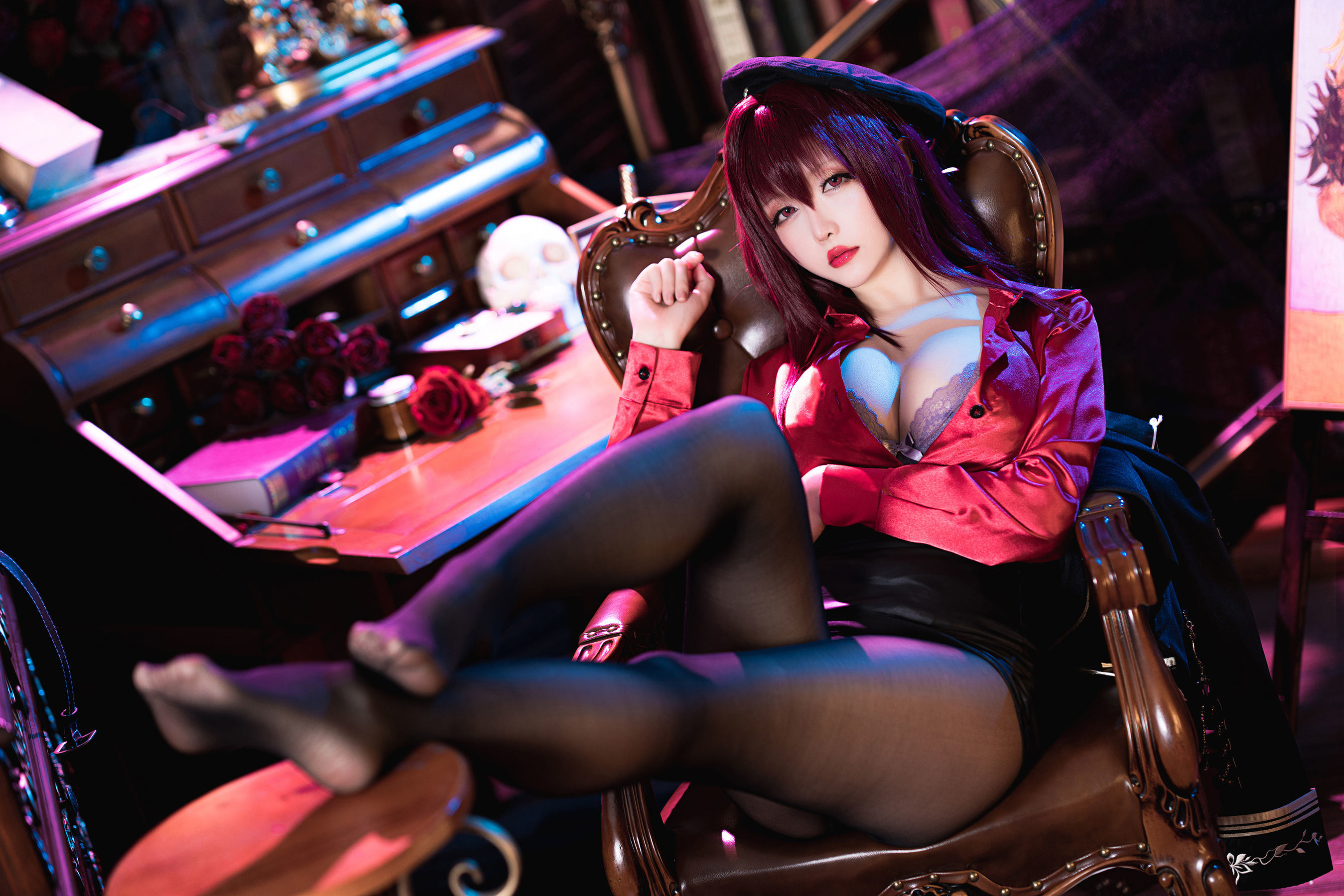 サービスCOS] コスプレイヤーお姉さん 星之迟迟 - スカサハ-真紅教銃