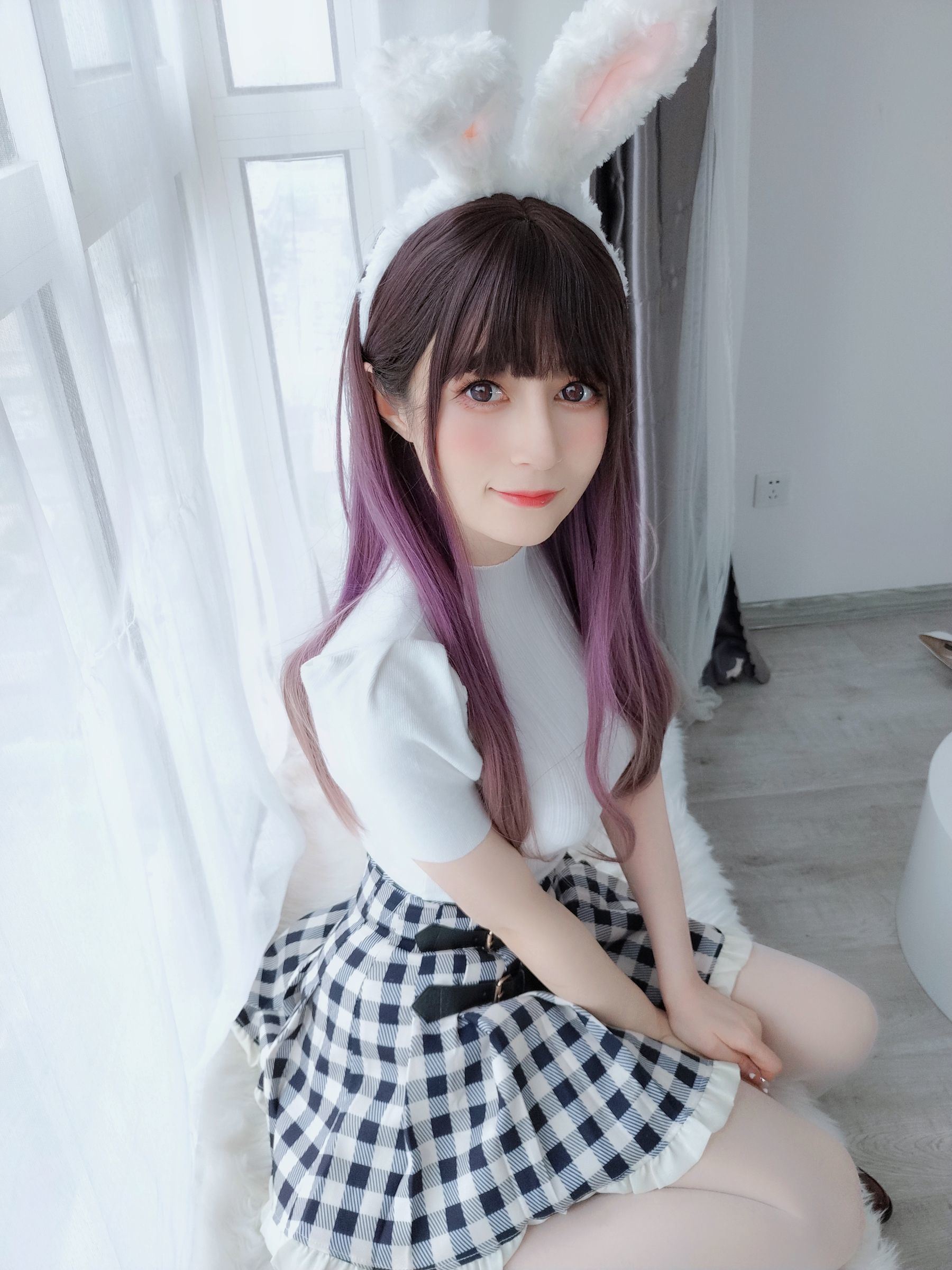 福利COS] Coser小姐姐白銀 - 白絲兔女郎