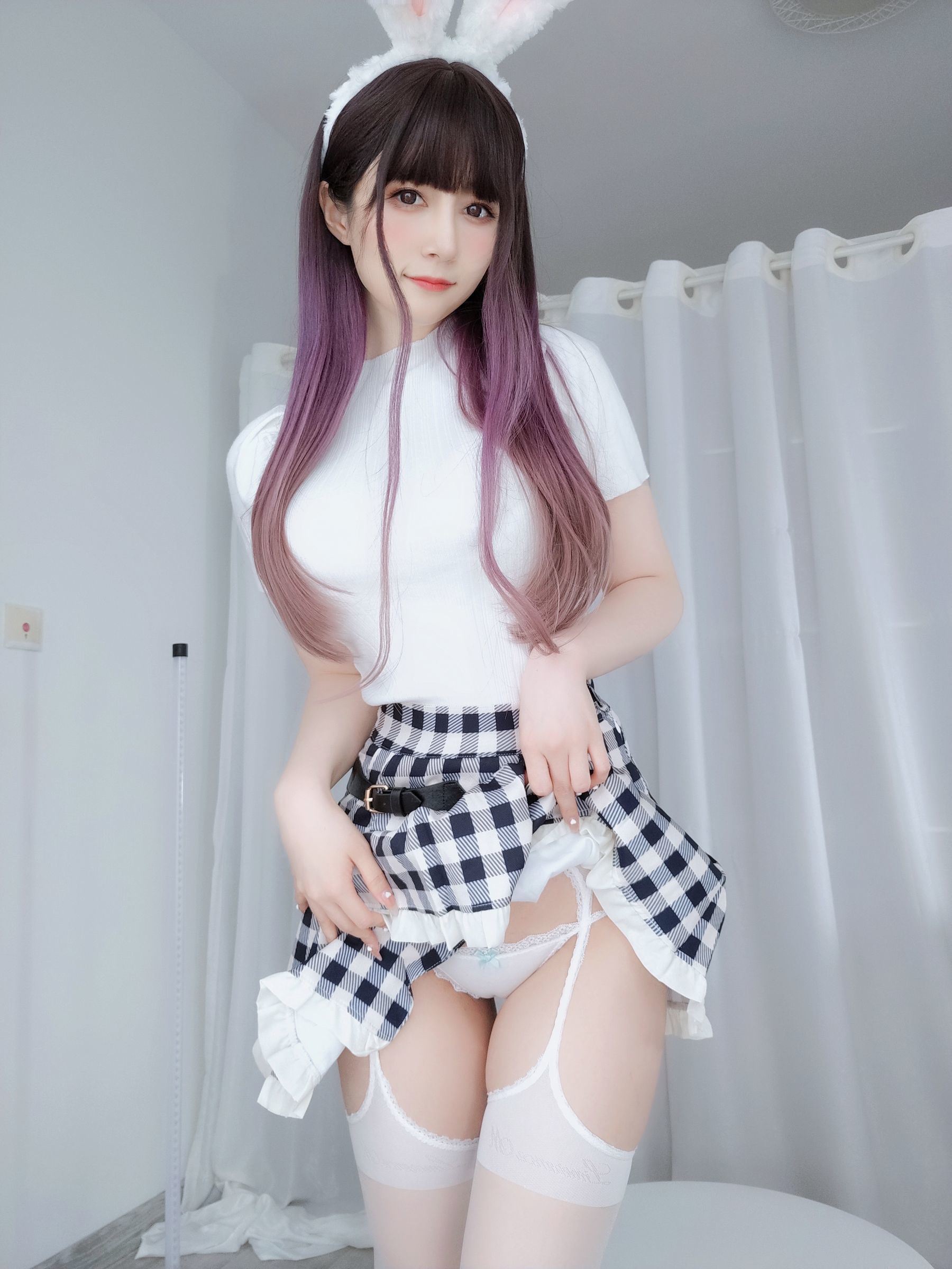 福利COS] Coser小姐姐白銀 - 白絲兔女郎