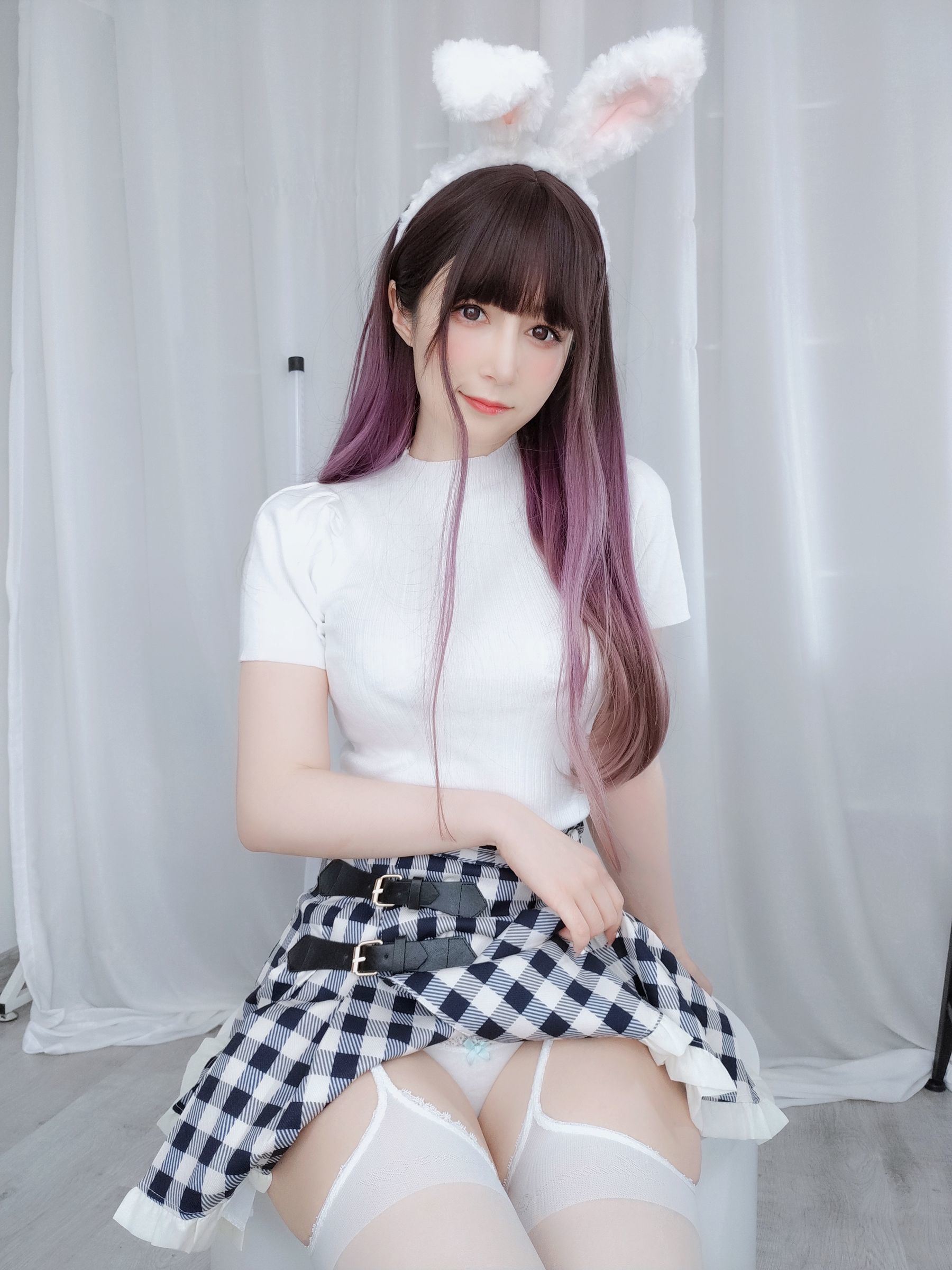 福利COS] Coser小姐姐白銀 - 白絲兔女郎