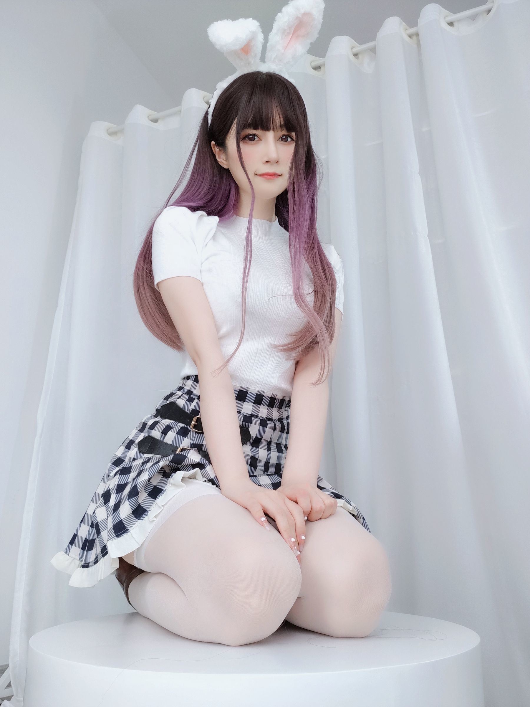 福利COS] Coser小姐姐白銀 - 白絲兔女郎