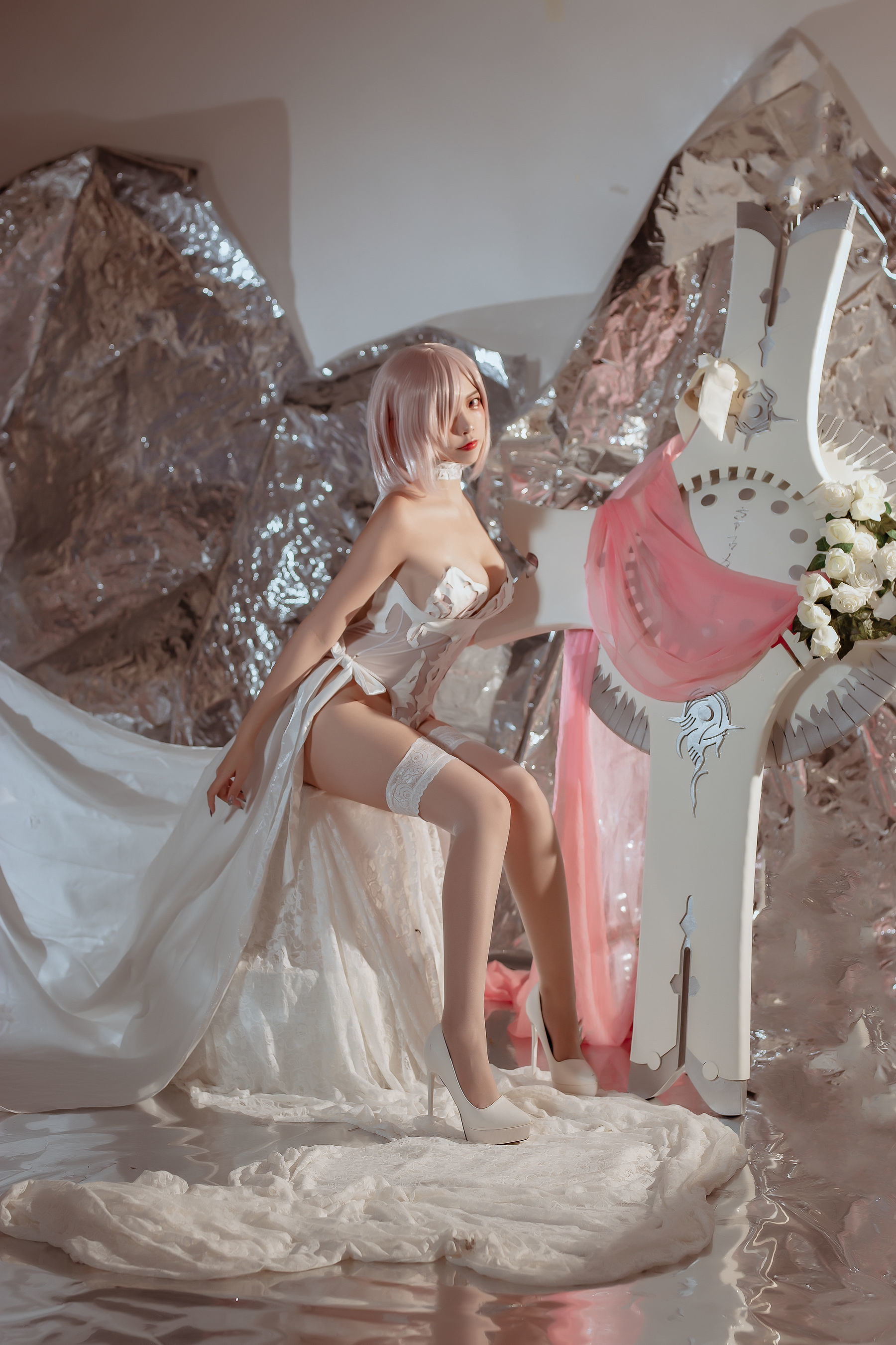 Welfare Cosplay] Popular Cosplayer Nisa - Fate Mashu Wedding Dress