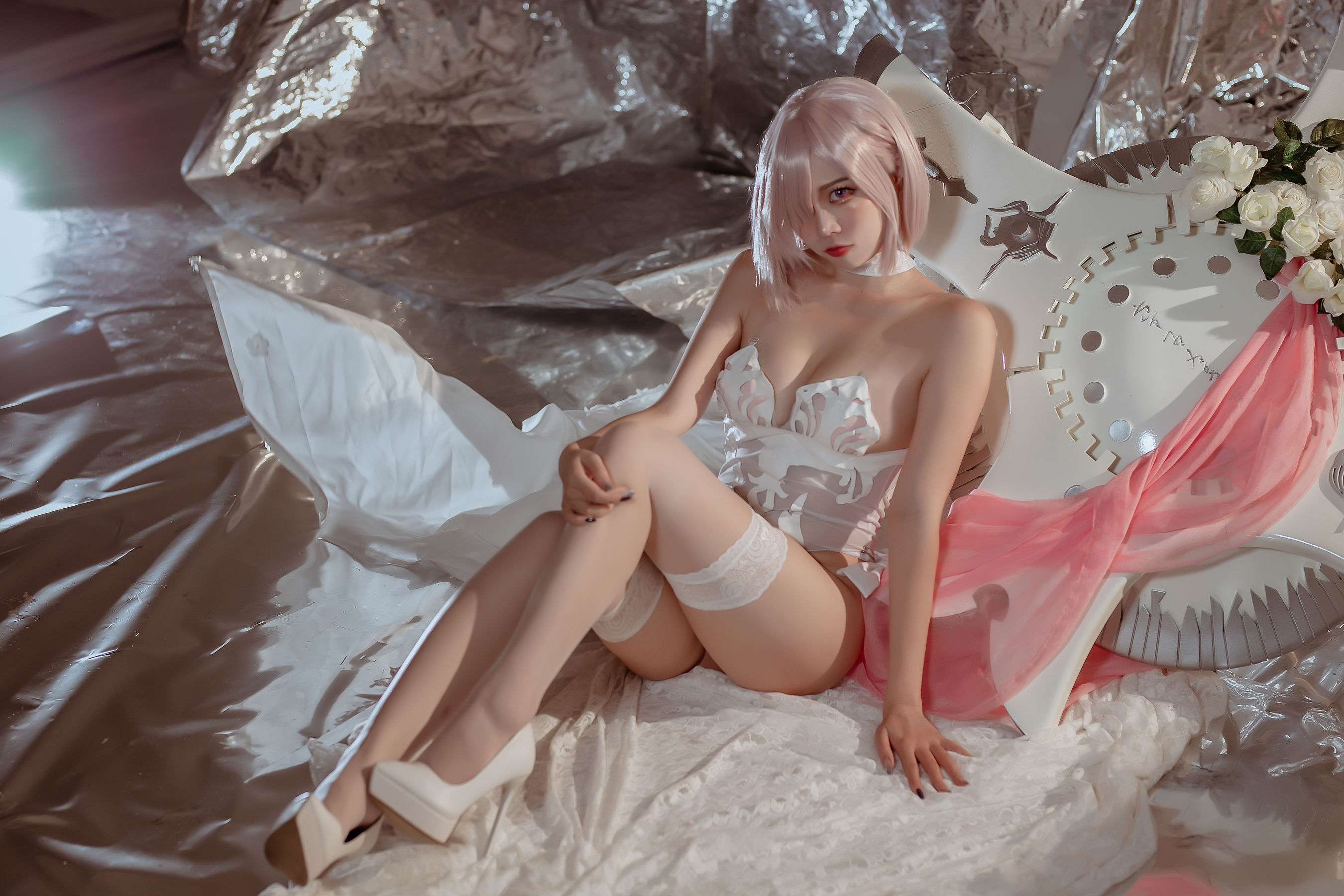 福利COS] 人氣 Coser 二佐 Nisa - Fate 瑪修 婚紗