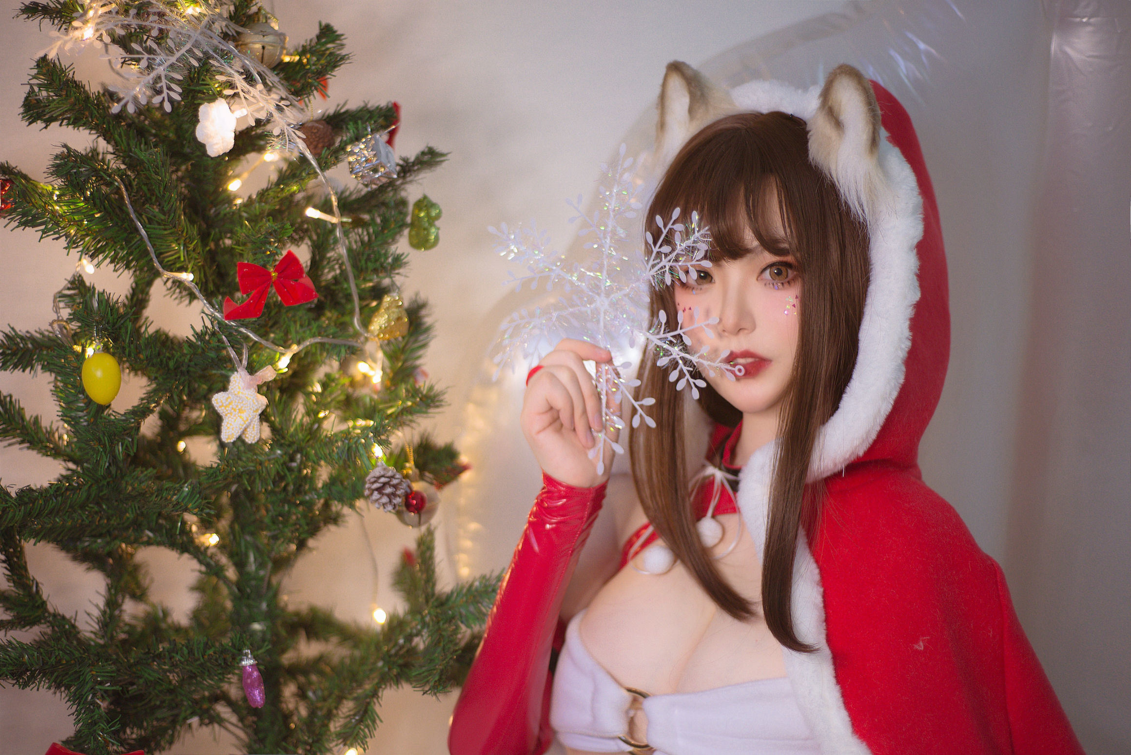 福利COS] 佳奈喵 - 雪夜錦禮