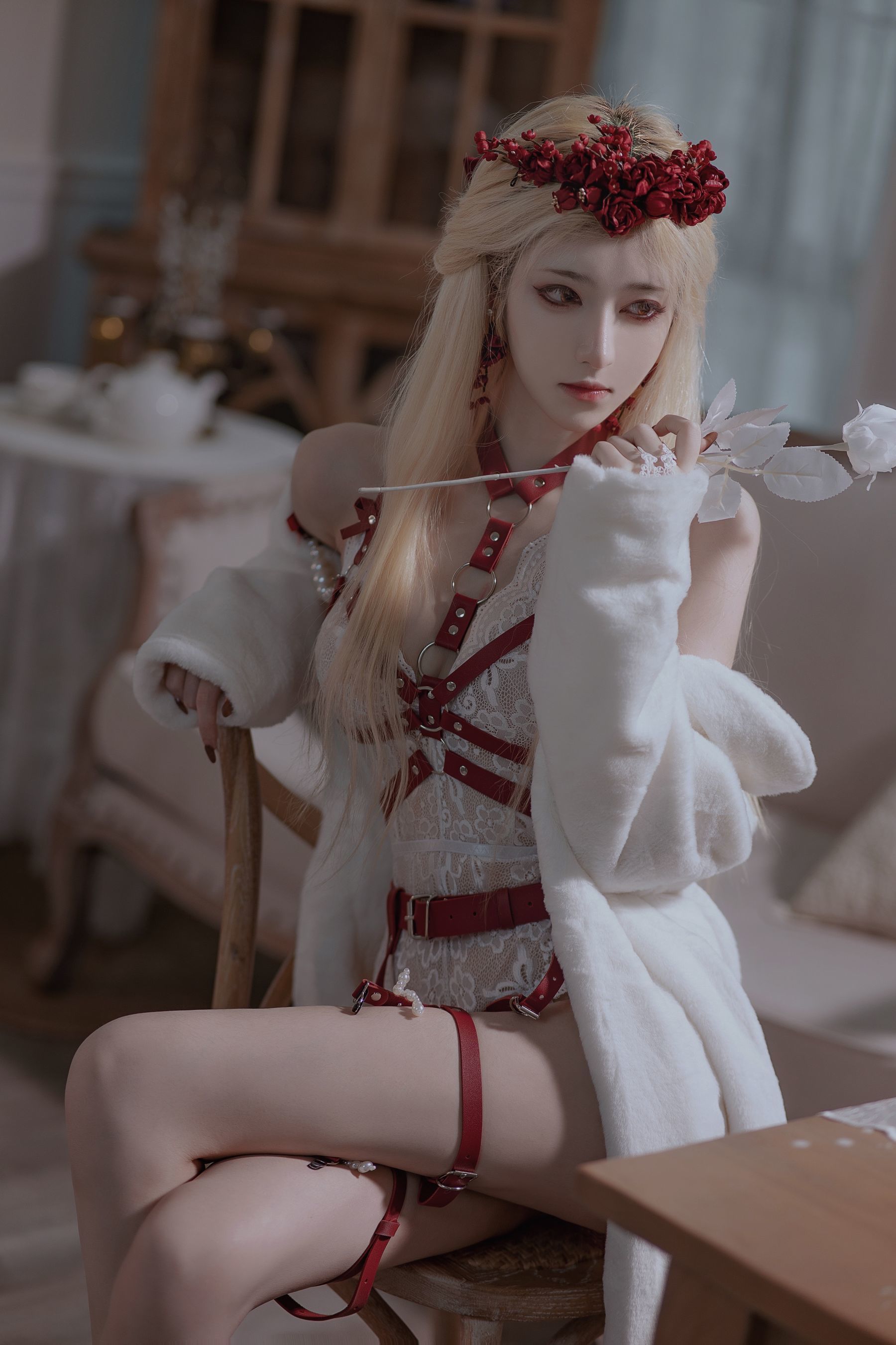福利COS] 動漫博主南桃桃子 - 玫瑰