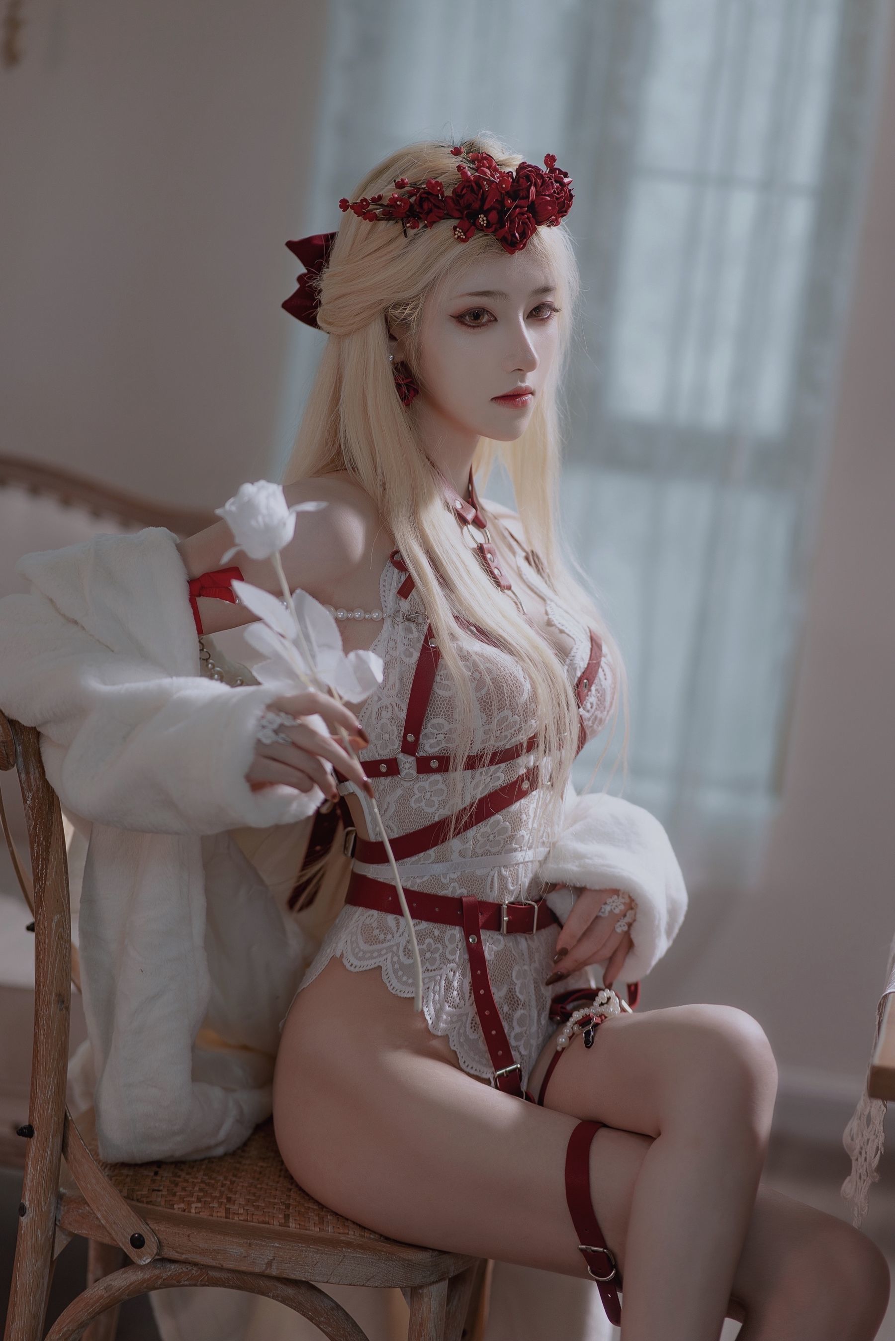 [Welfare COS] Anime blogger Momoko Nantao - Rose
