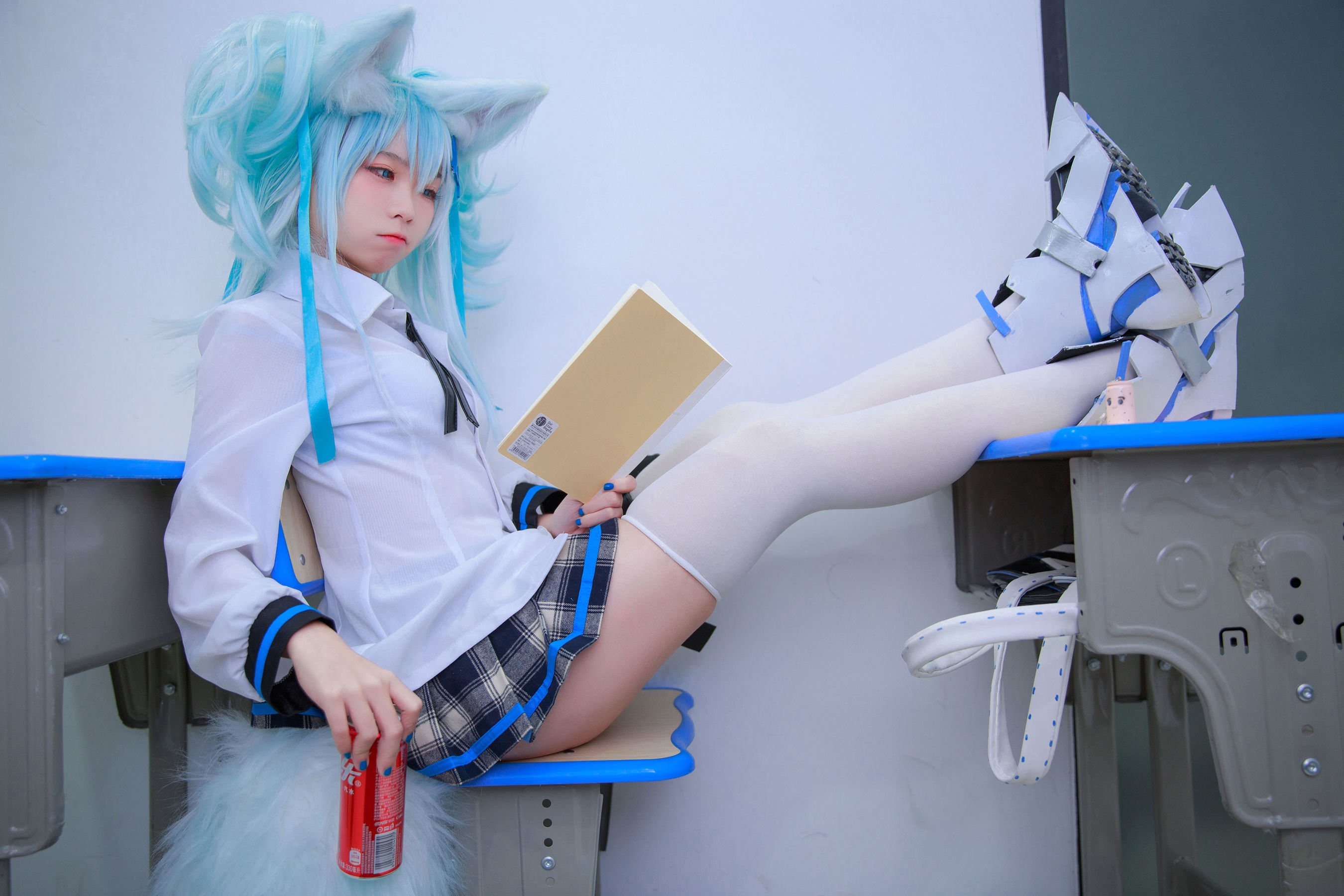 福利COS] 動漫博主G44不會受傷 - 少女前線 PA15校服