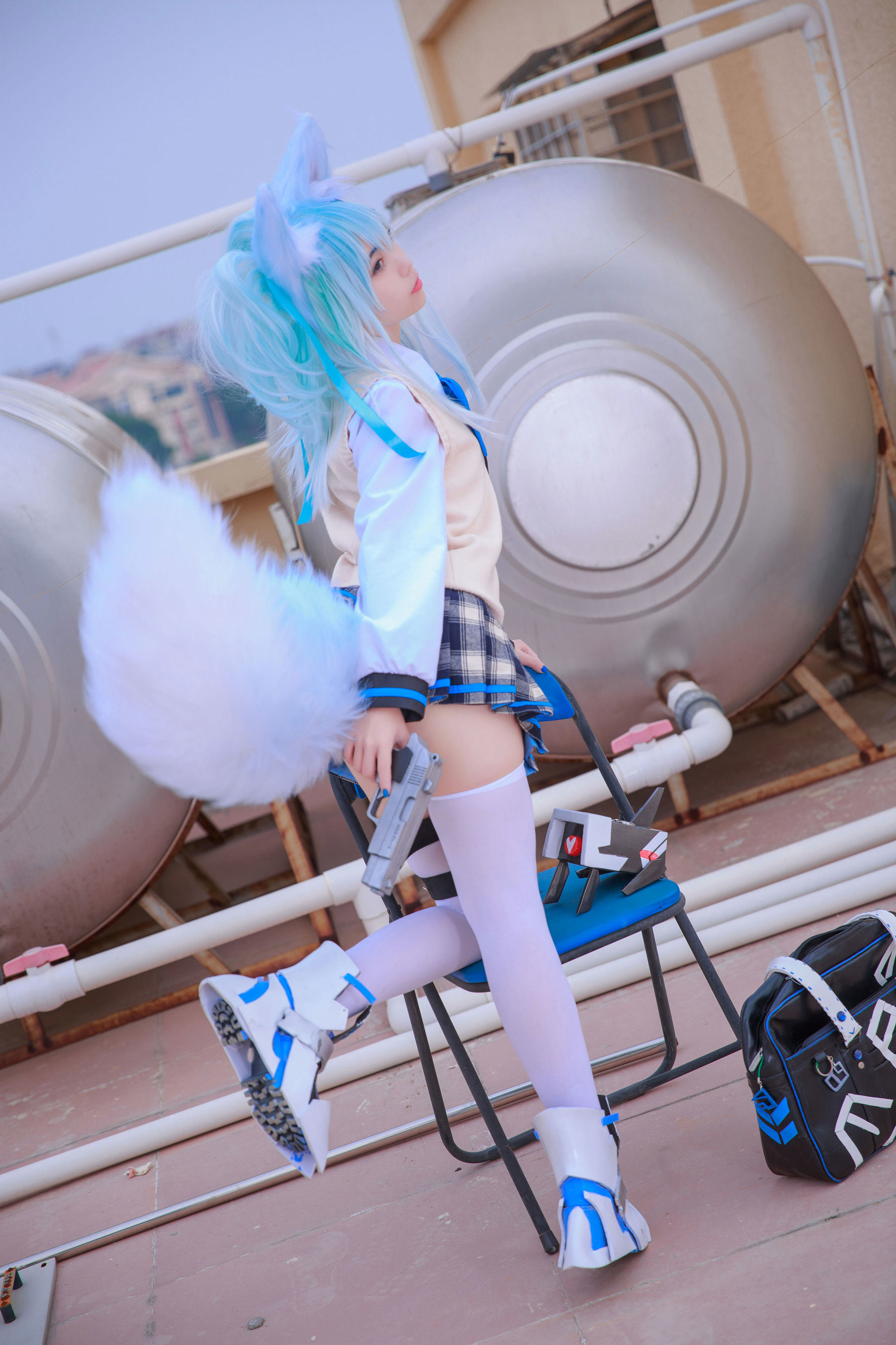 Fan Service Cosplay] Anime Blogger G44 Will Not Be Injured - Girls' Frontline PA15 School Uniform
