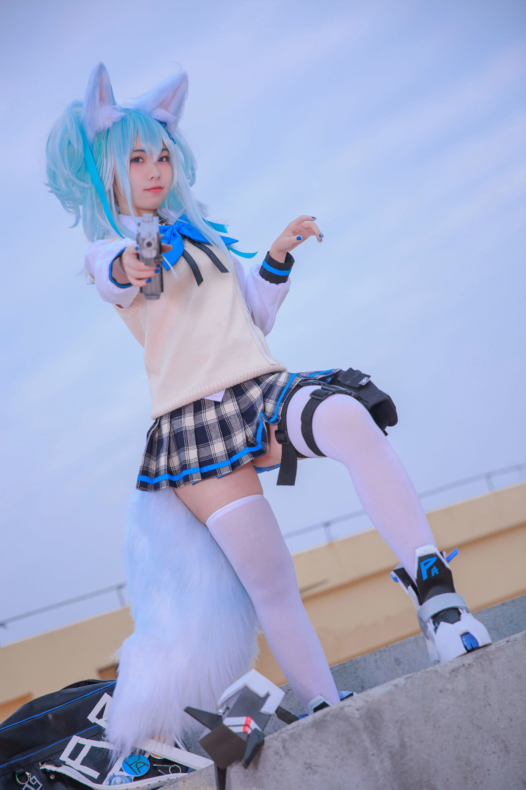 Fan Service Cosplay] Anime Blogger G44 Will Not Be Injured - Girls' Frontline PA15 School Uniform
