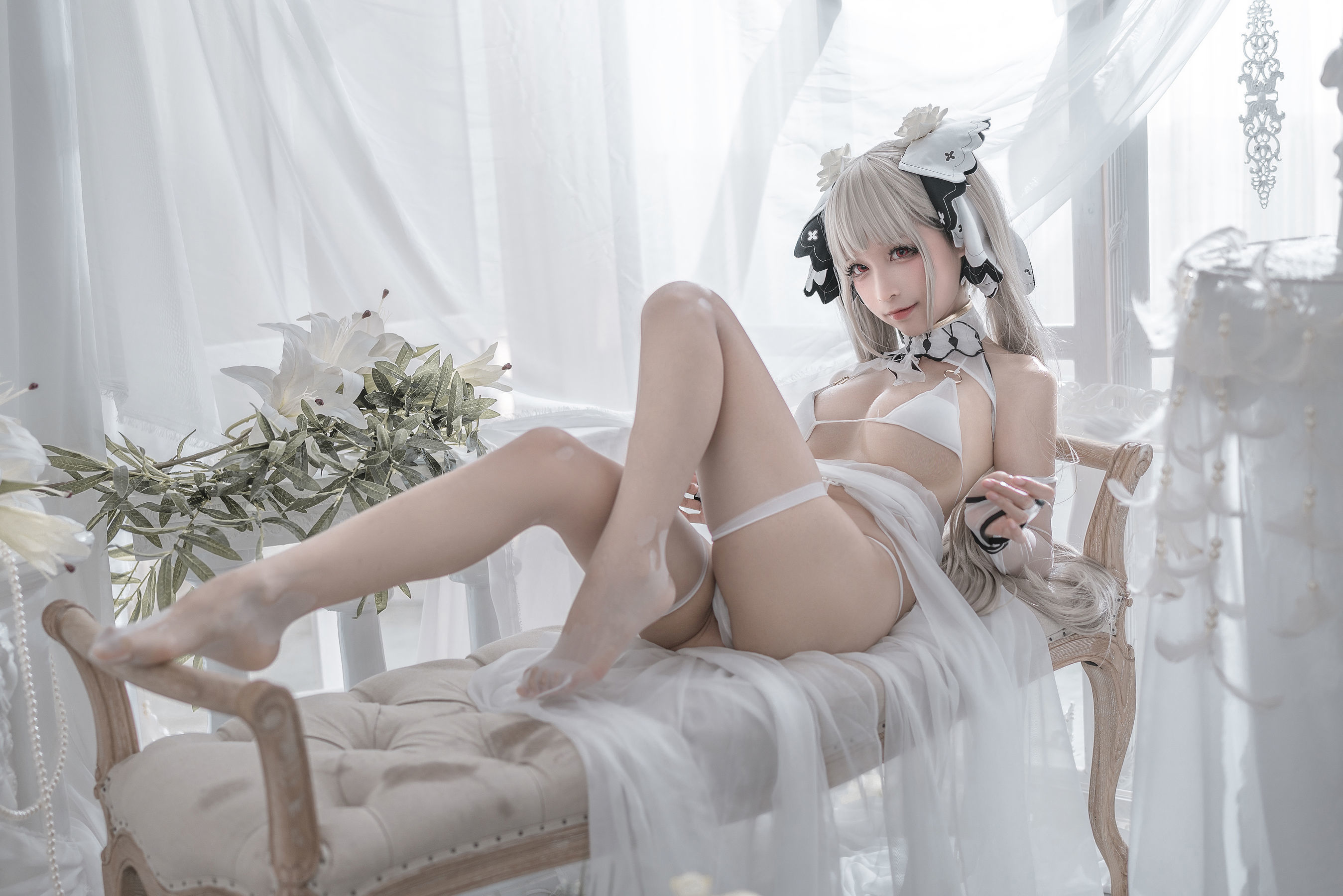 Welfare COS] Anime Blogger Chun Mo Mo - Formidable Wedding Dress