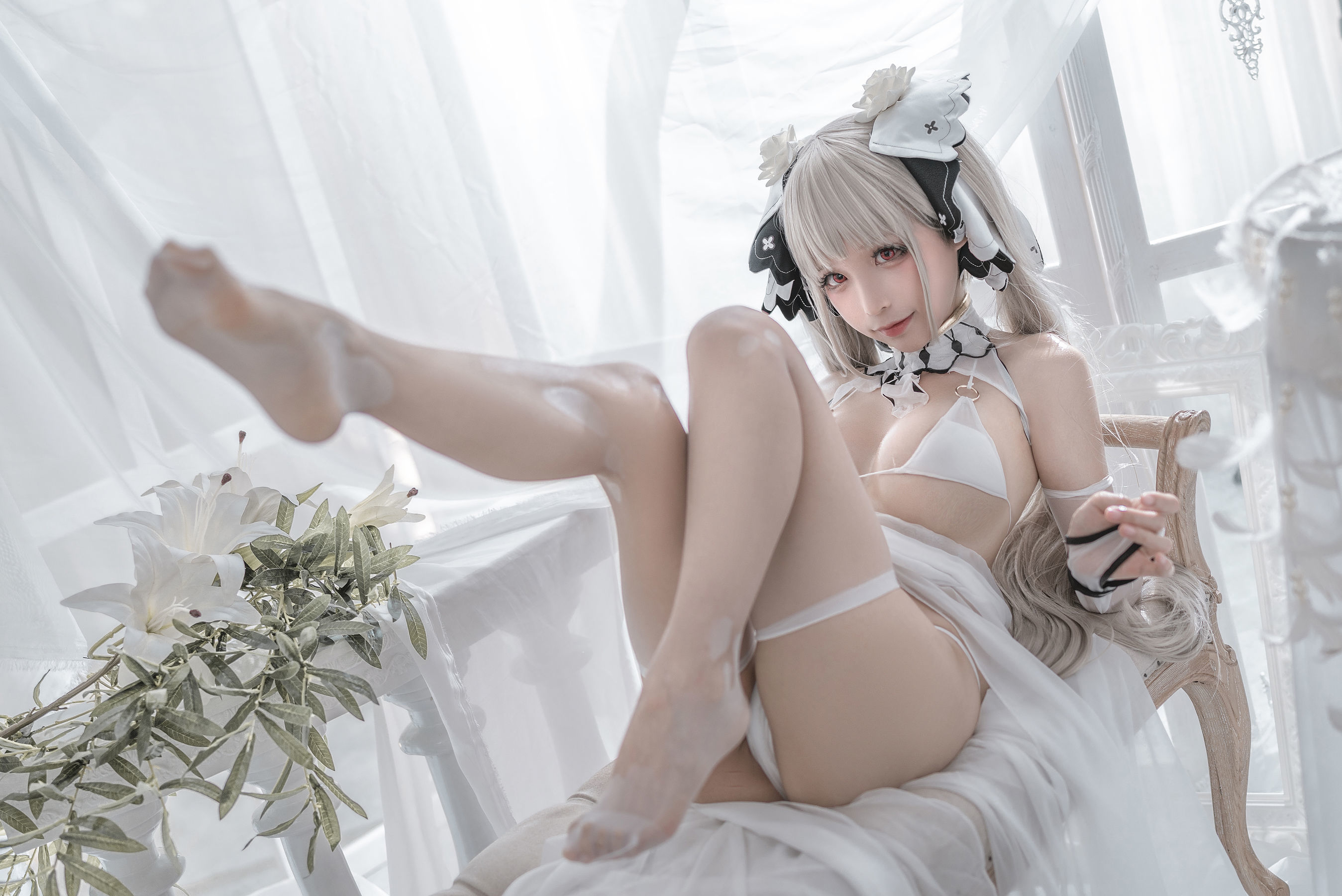 Welfare COS] Anime Blogger Chun Mo Mo - Formidable Wedding Dress