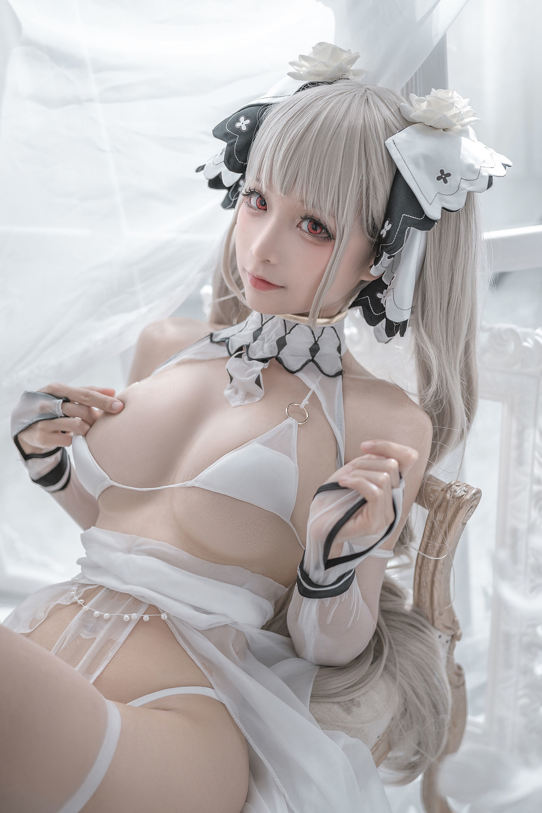 Welfare COS] Anime Blogger Chun Mo Mo - Formidable Wedding Dress