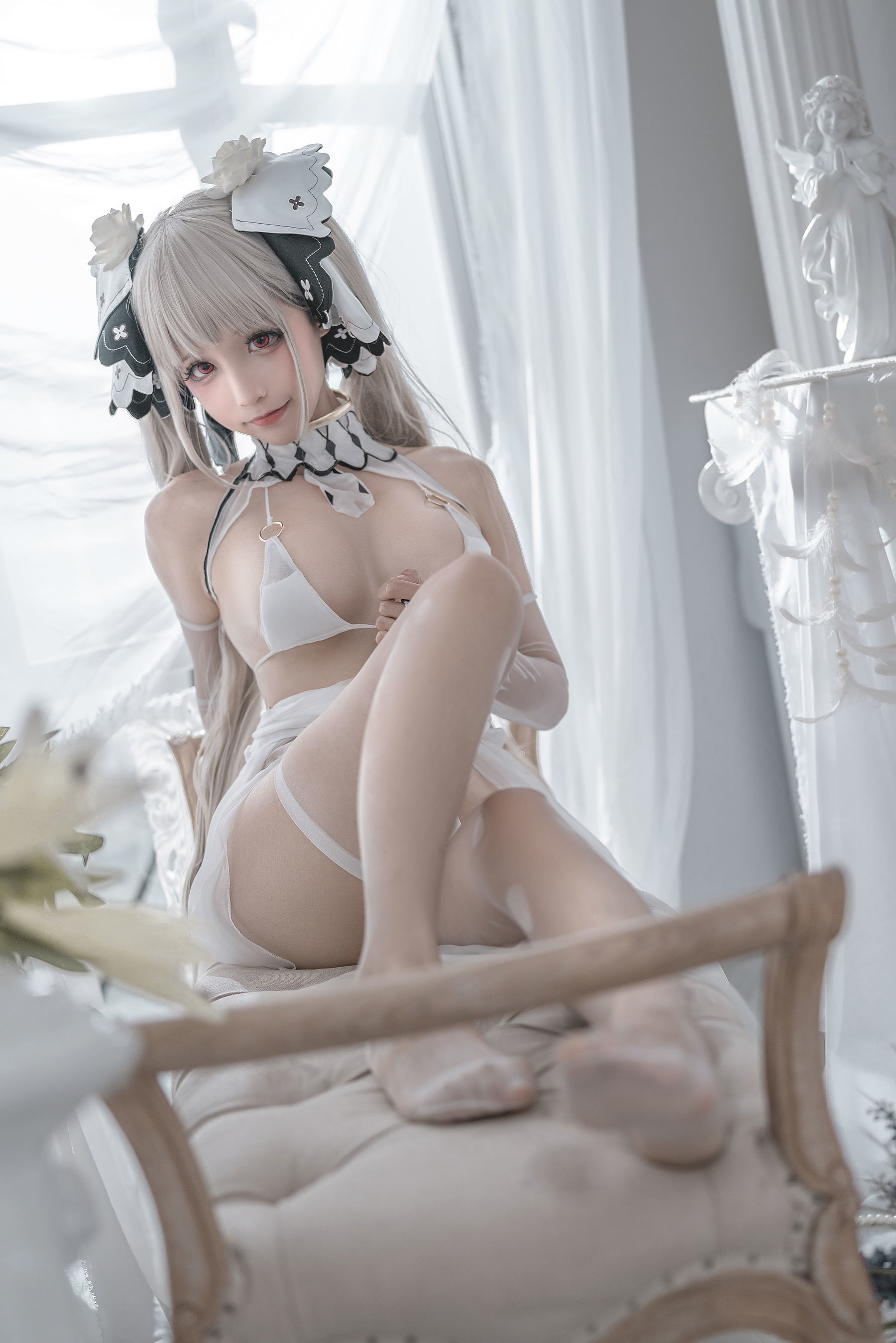 Welfare COS] Anime Blogger Chun Mo Mo - Formidable Wedding Dress