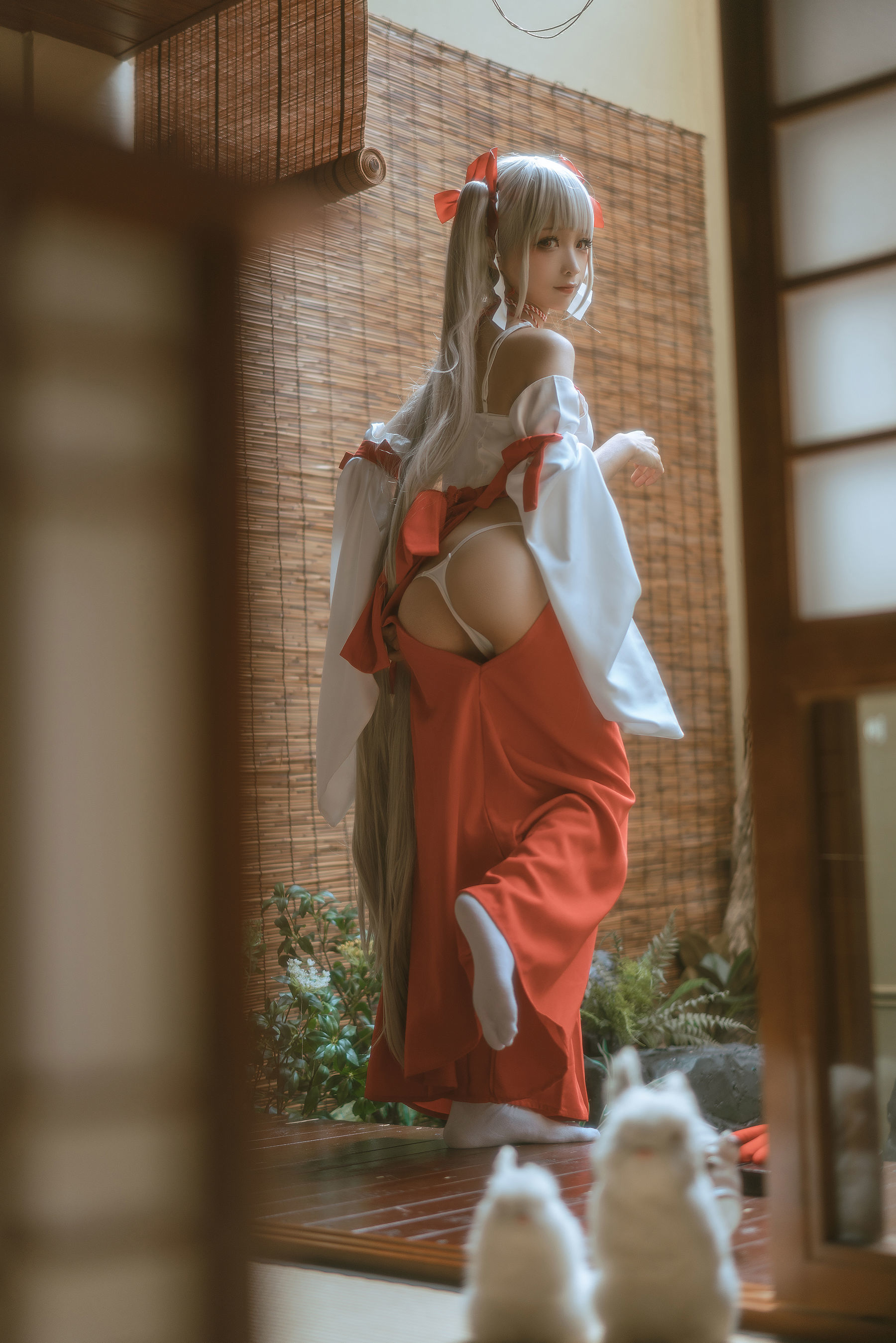 Welfare COS] Blogger anime Chun Mo Mo - Khả úy Vu nữ