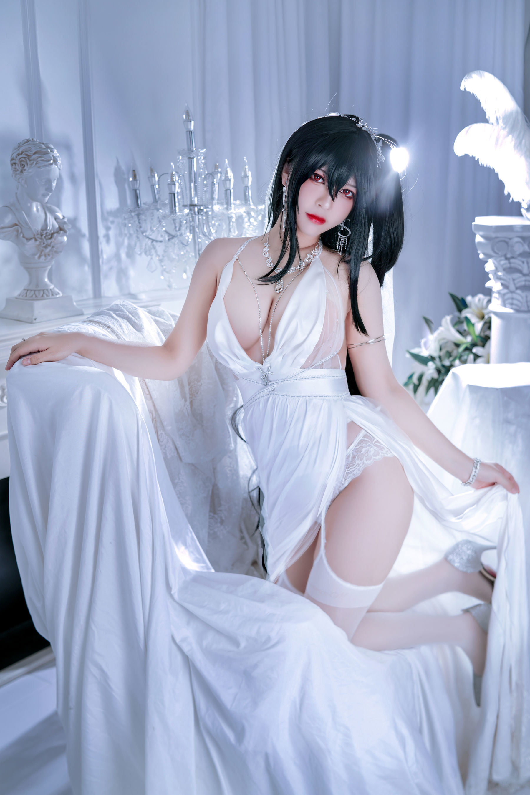 Ban Ban Zi Cosplay Taihou Bride