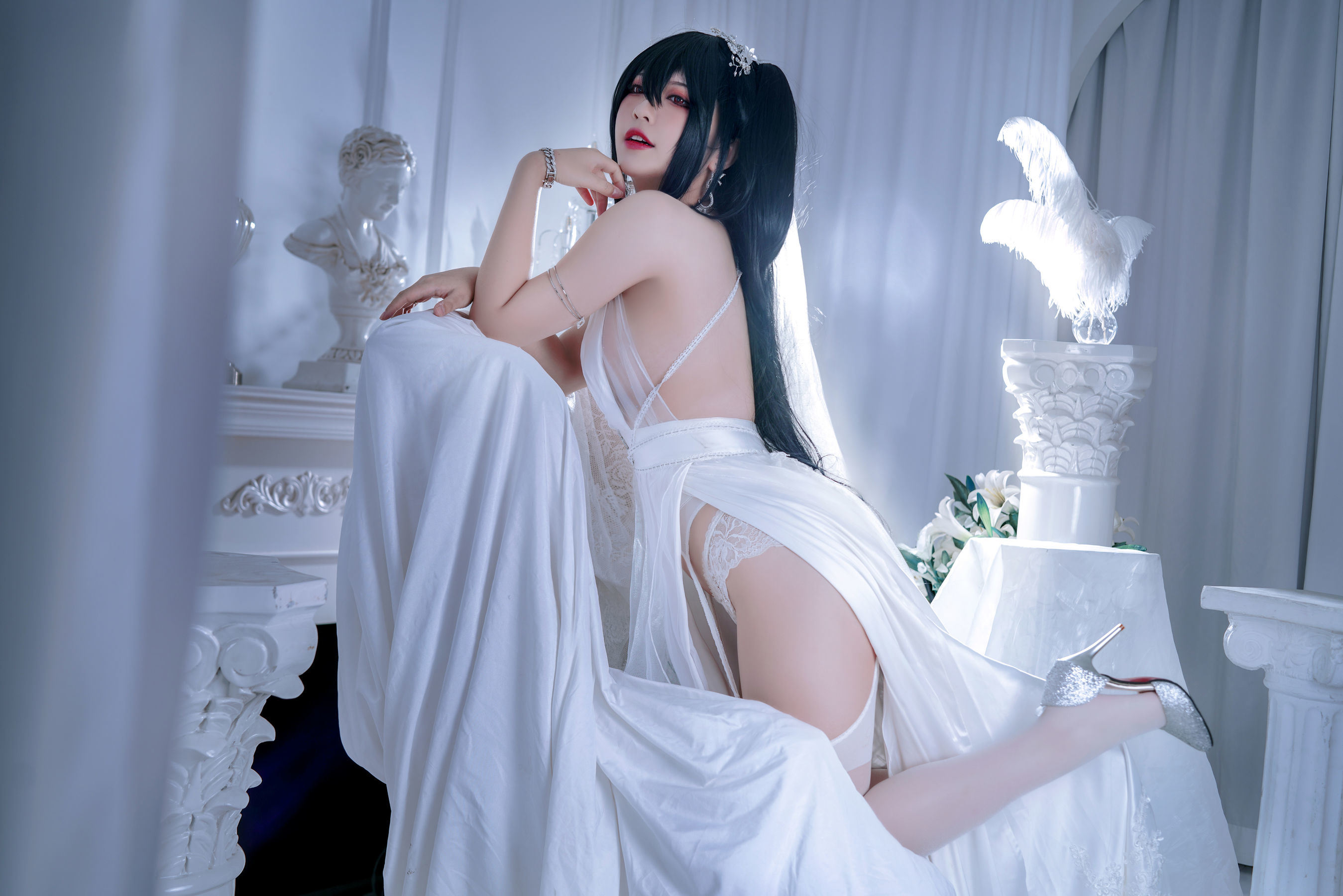Ban Ban Zi Cosplay Taihou Bride