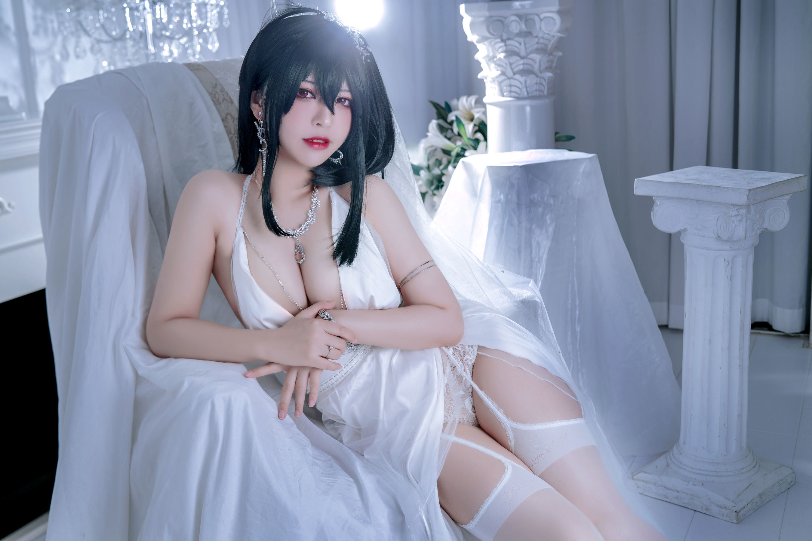 Ban Ban Zi Cosplay Taihou Bride