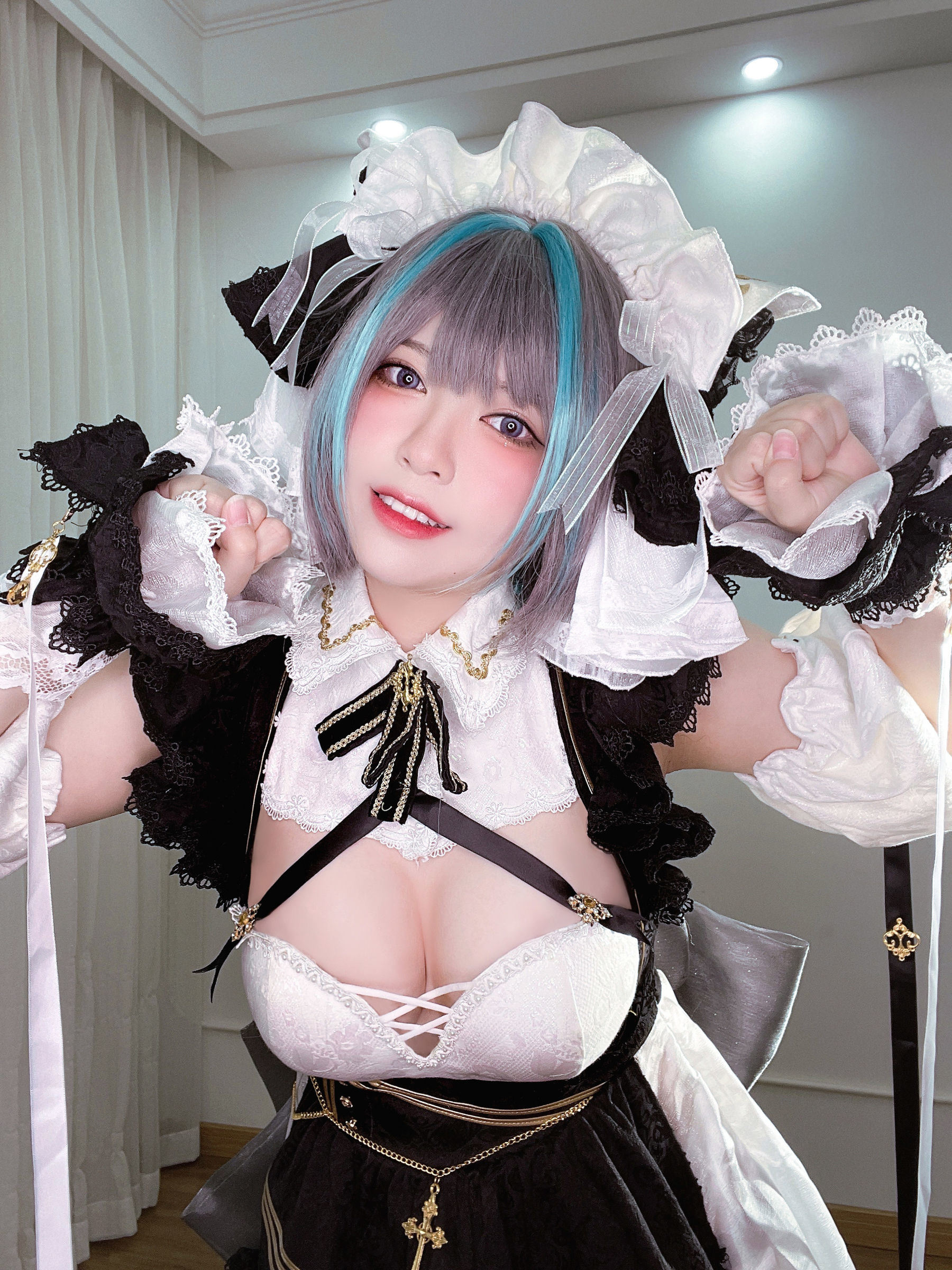 半半子 チェシャー コスプレ写真