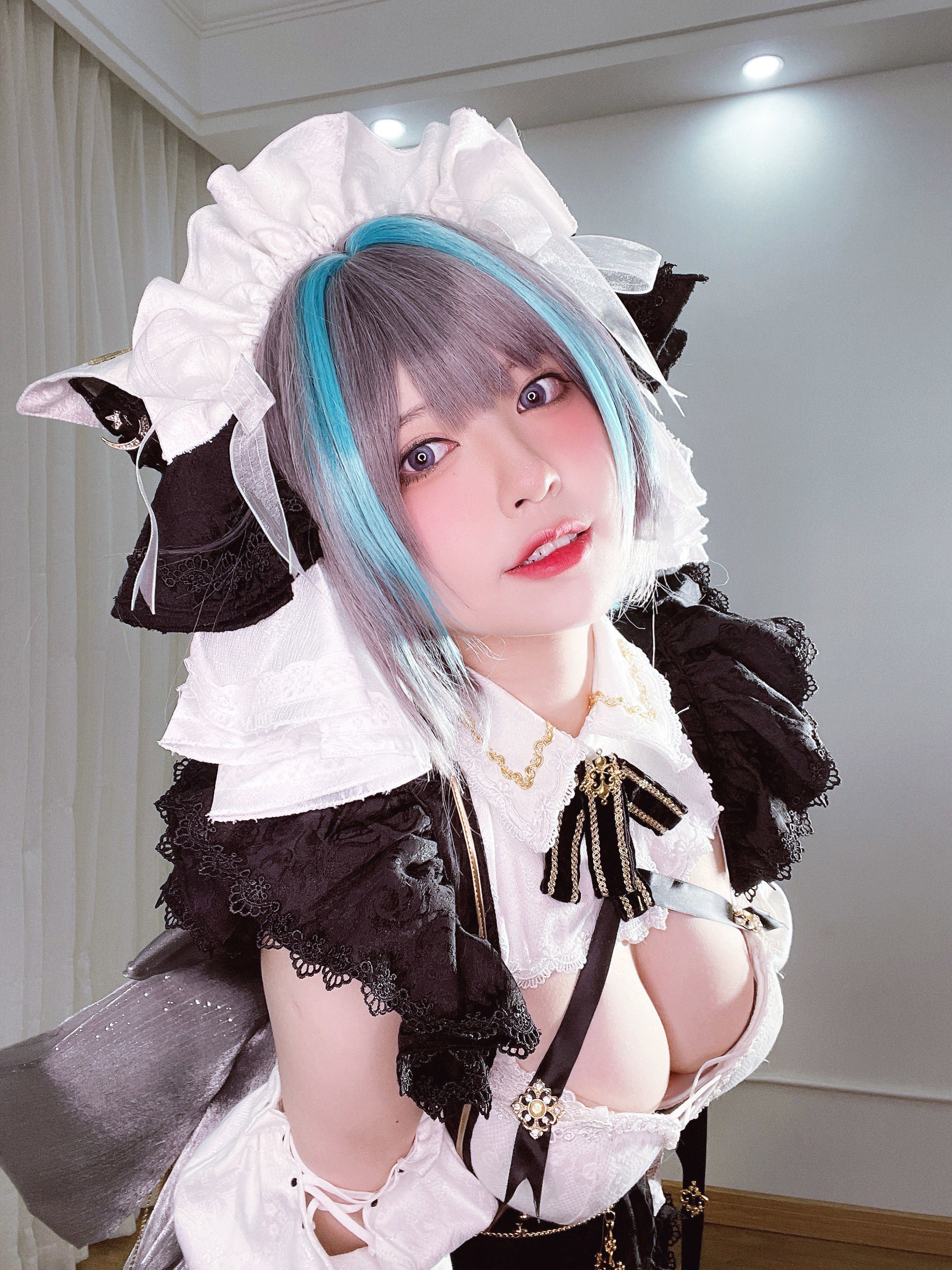 半半子 チェシャー コスプレ写真