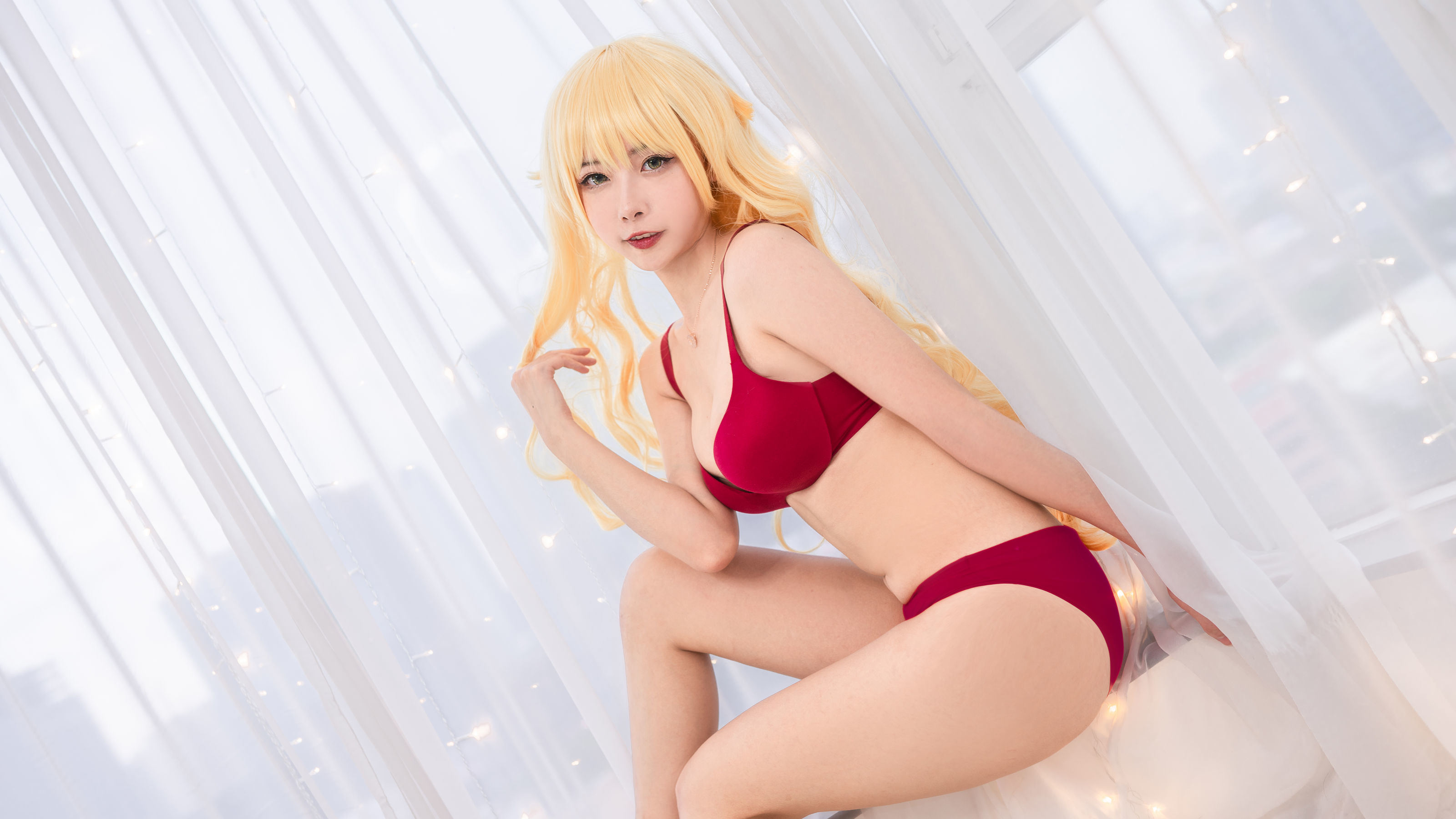 Phúc lợi COS] Cô gái Weibo Momoko Aoi - The Vagrant (Vivian)